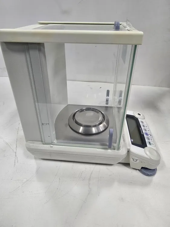 SHIMADZU AUW120 ANALYTICAL BALANCE SCALE 120G CAPACITY USED - Image 4