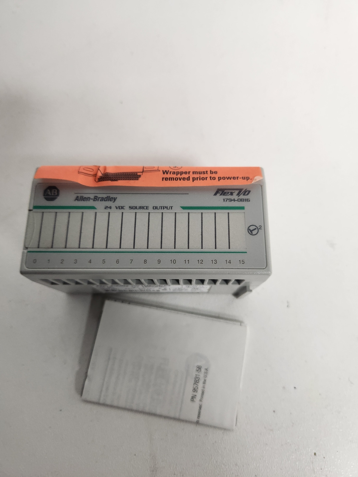 ALLEN BRADLEY 1794-OB16/A OUTPUT New Open Box 1