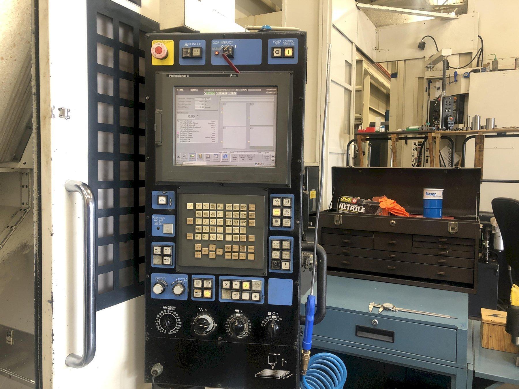 2005 Makino V77 CNC Vertical Machining Center 7