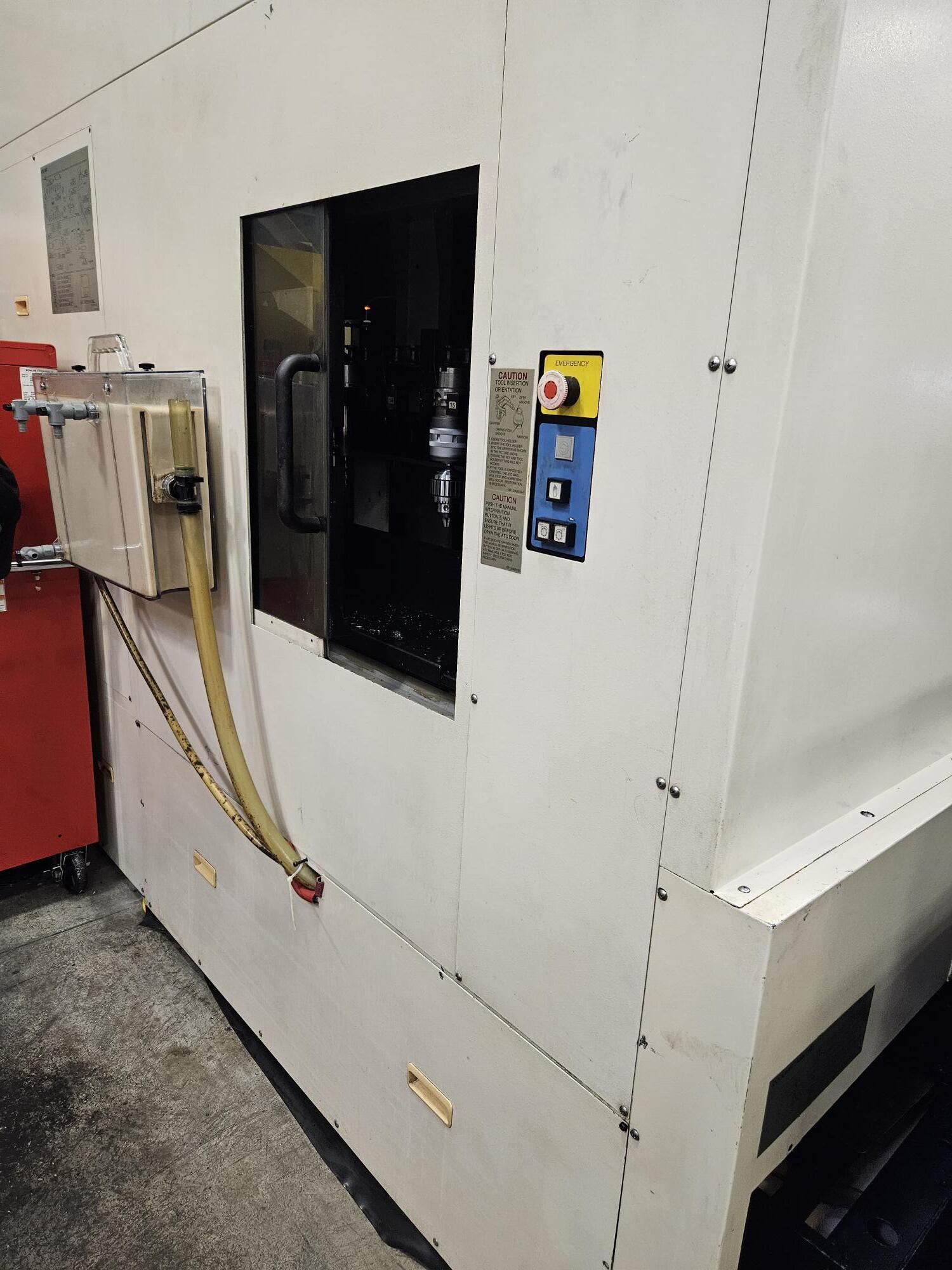 2004 Makino V77 CNC Vertical Machining Center 4