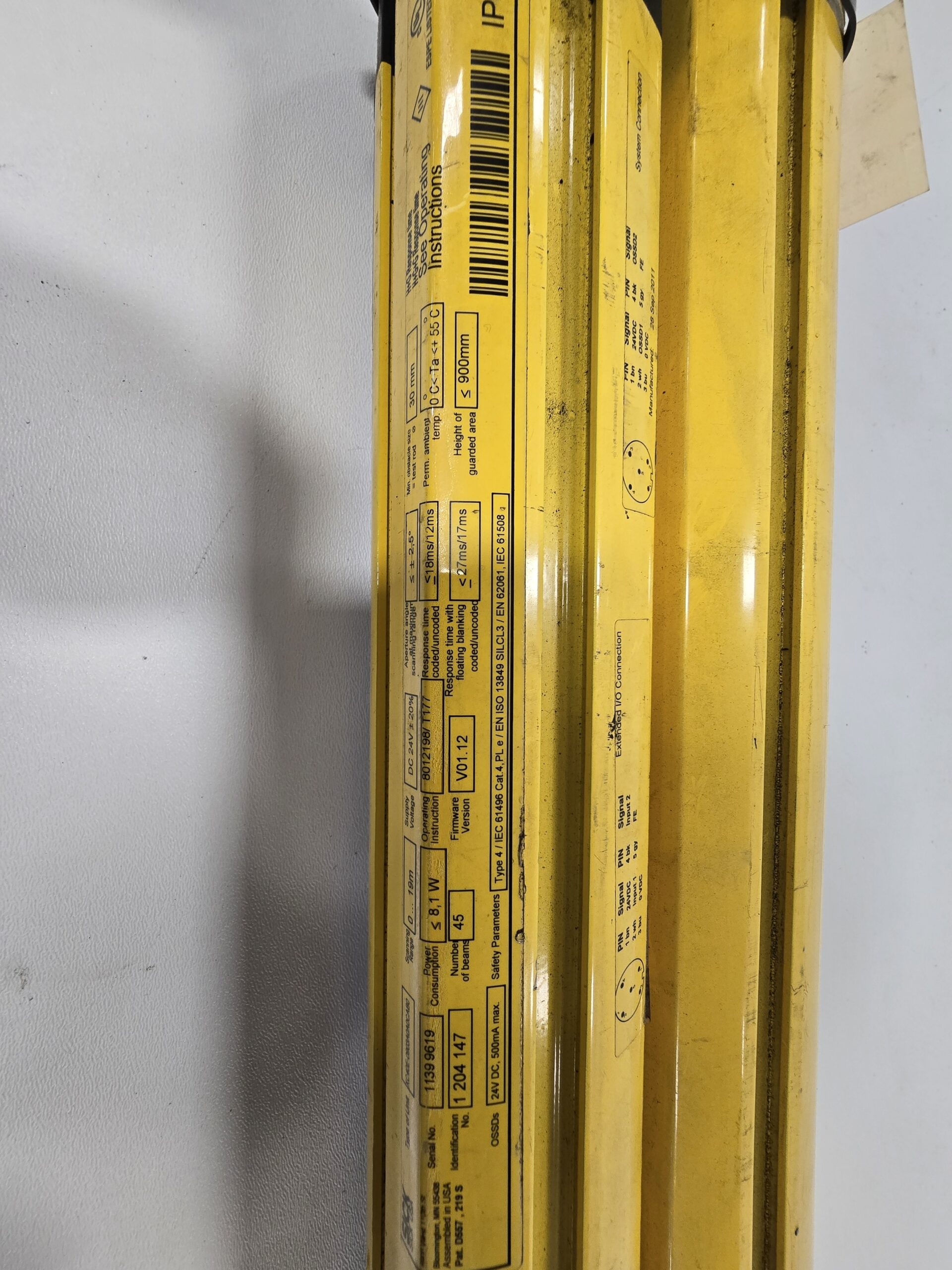 SICK XC40E-0903A0A0CAB0/XC40S-0903A0A0CAB0 LIGHT CURTAIN SET USED 2
