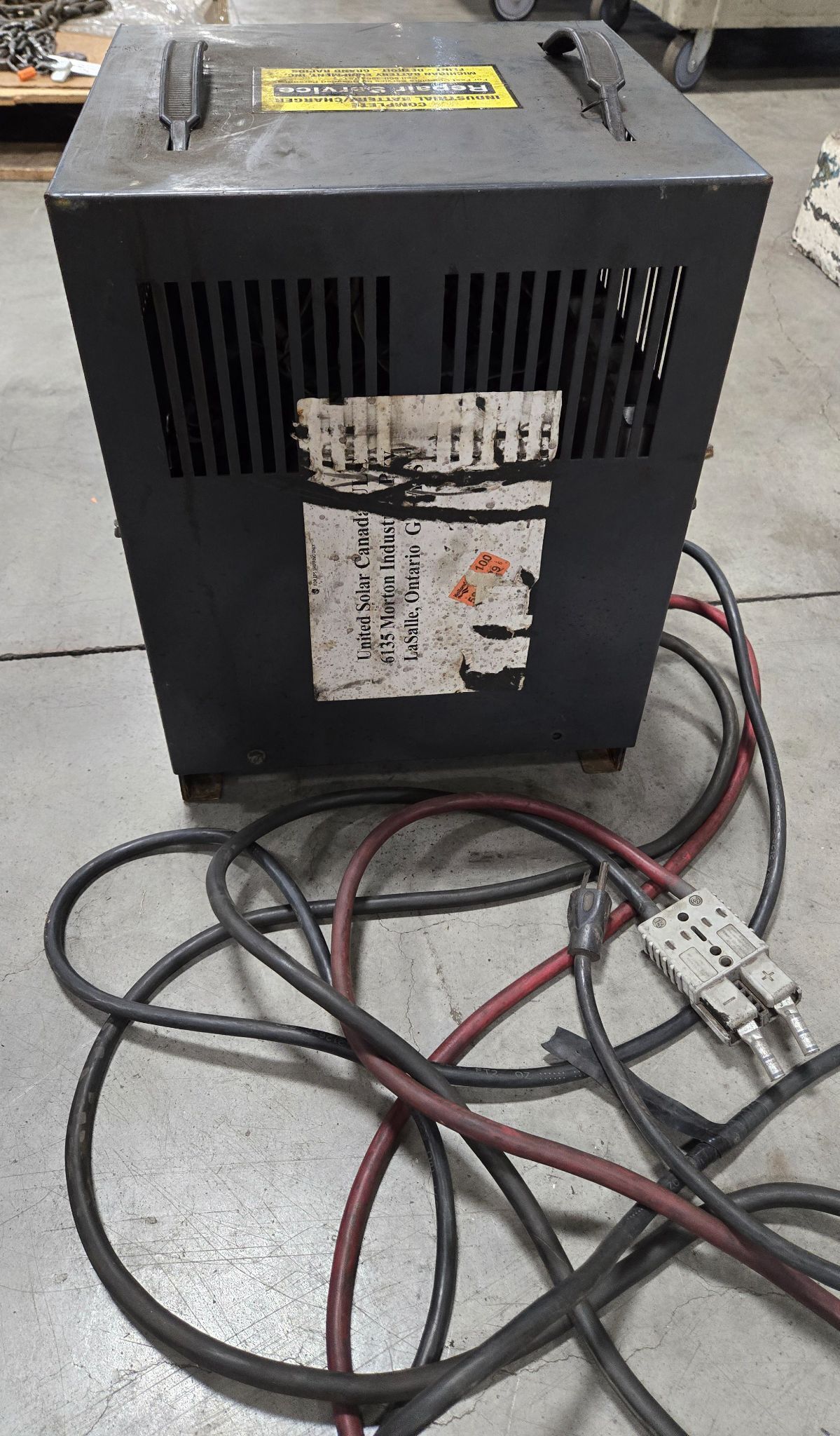 LIFEGUARD LS12-30F1A FORKLIFT BATTERY CHARGER CONDITION UNKNOWN 1