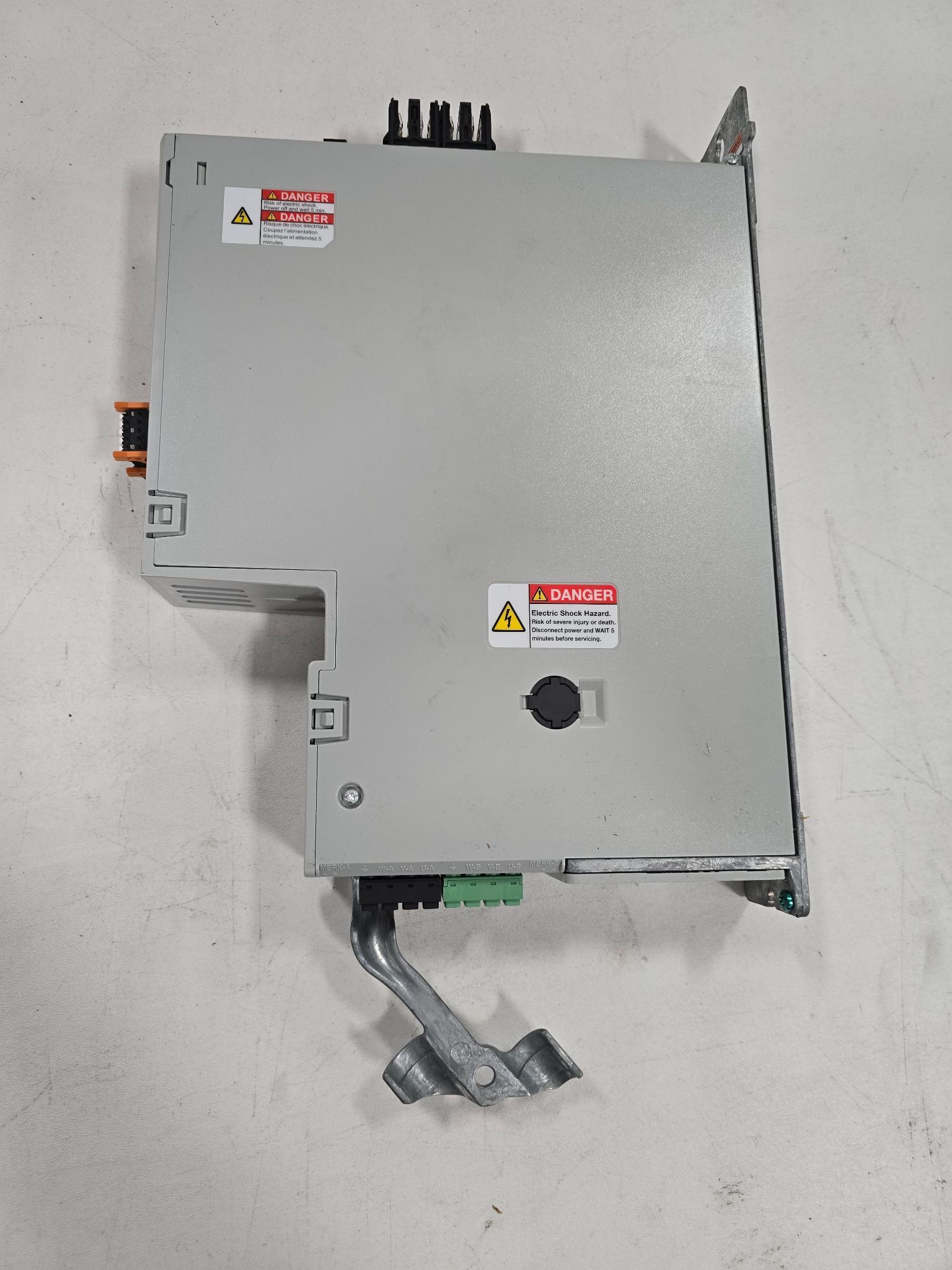ALLEN BRADLEY 2198-D020-ERS4 DUAL AXIS INVERTER NEW 7