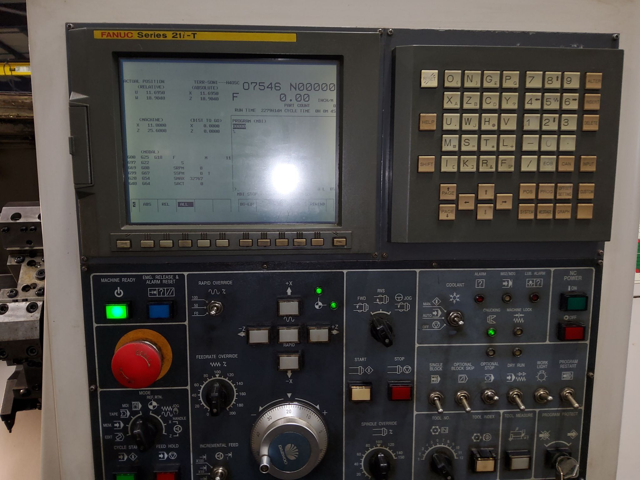2001 Doosan Puma 230C 1