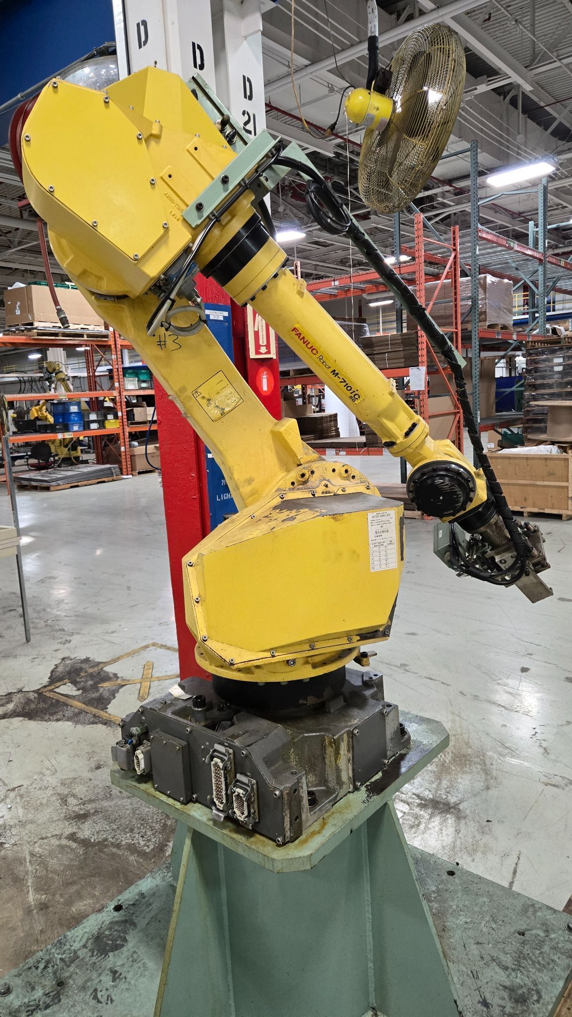 FANUC M-710IC-50 ROBOT / R-30IB CONTROLLER A05B-2255-C102 INCLUDED USED 0