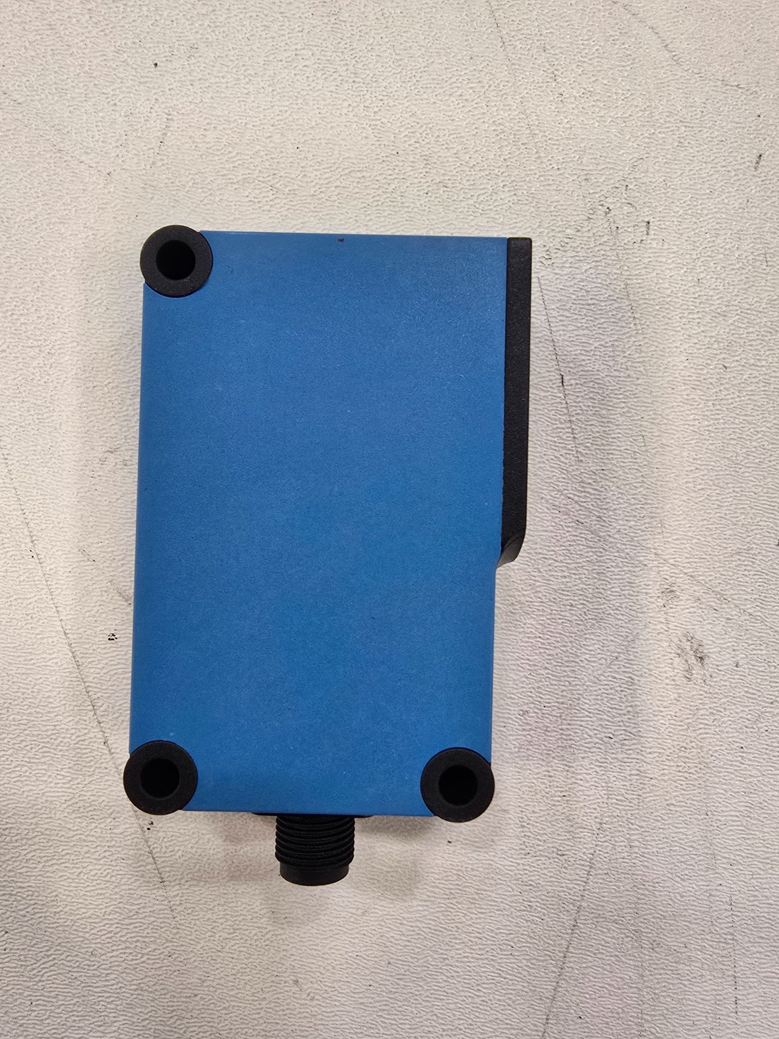 SICK WL27-3P2430 PHOTOELECTRIC SENSOR NEW 2