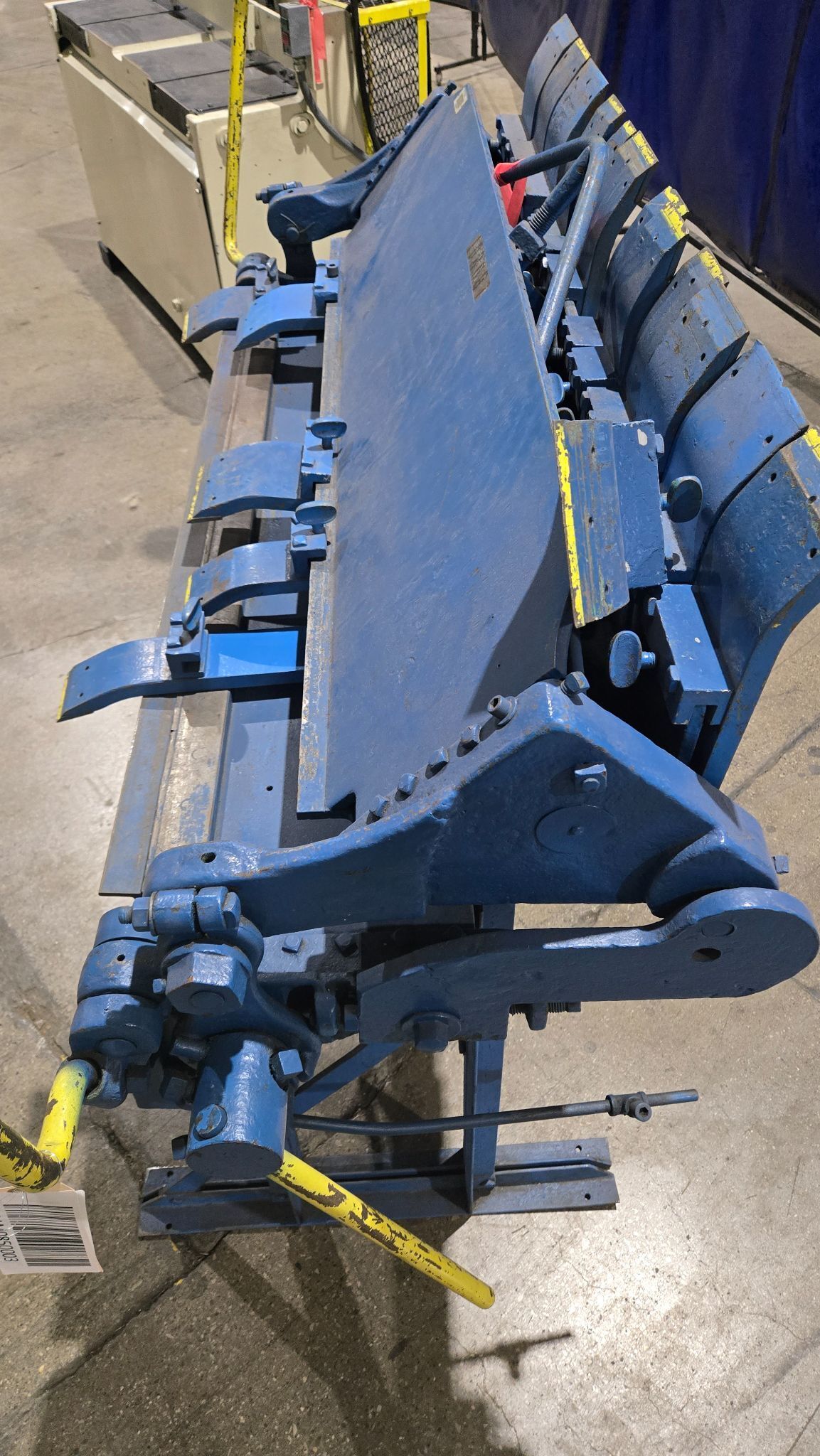 DRIES AND KRUMP 48" FINGER BRAKE USED 2