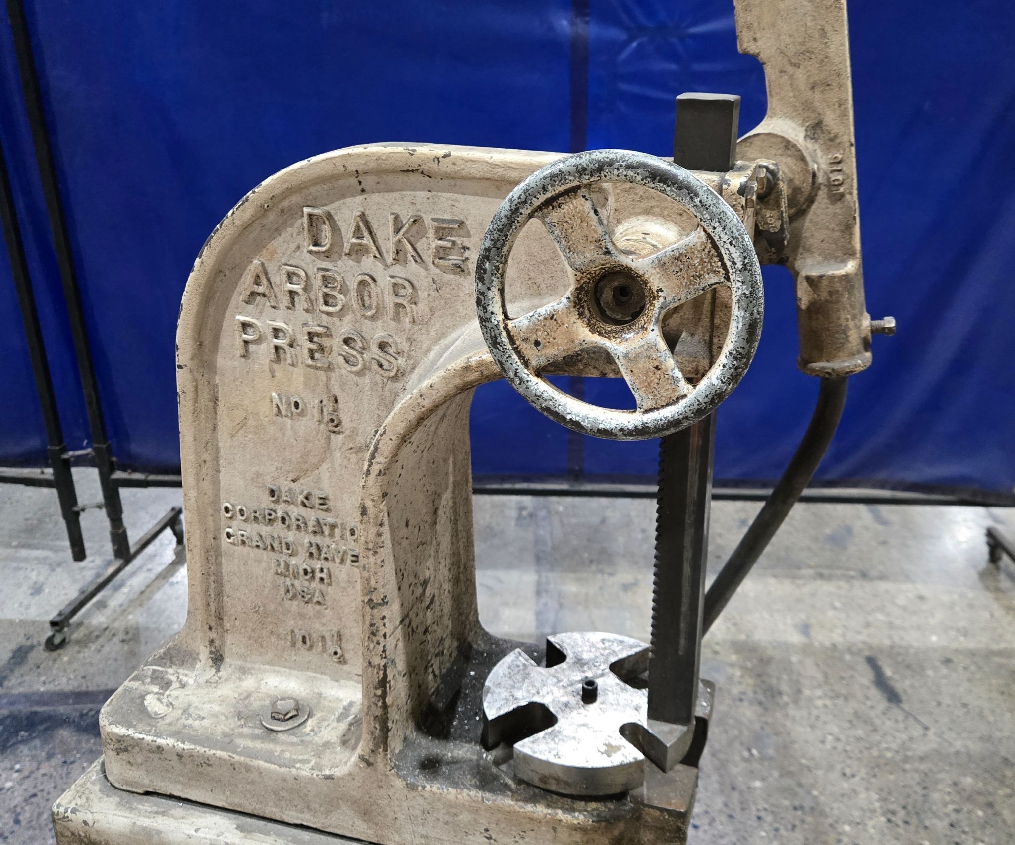 DAKE 1-1/2 ARBOR PRESS USED 3