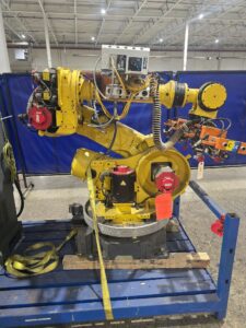 FANUC ROBOT 2005 R2000IA /165F W/ RJ3iB  CONTROLLER USED