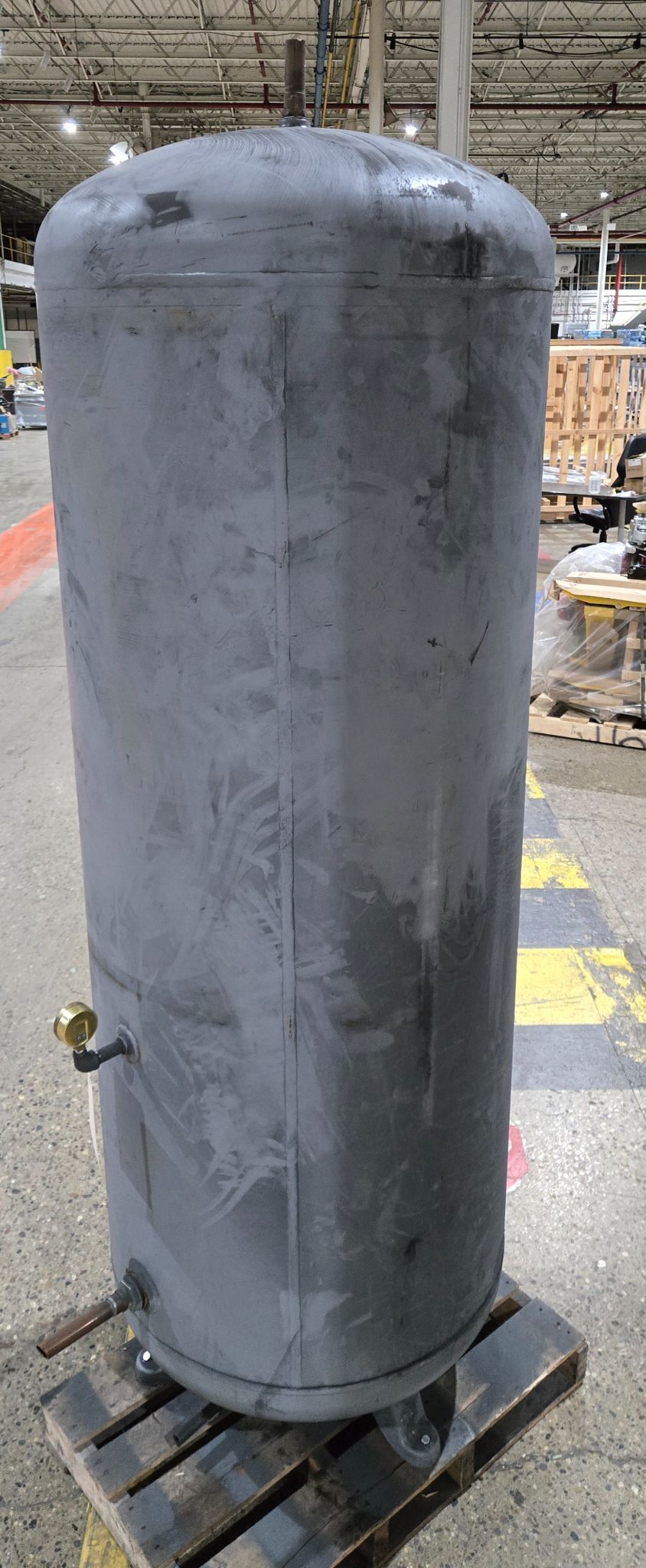 STEEL FAB S0-10255 VERTICAL COMPRESSED AIR TANK 200PSI USED 3