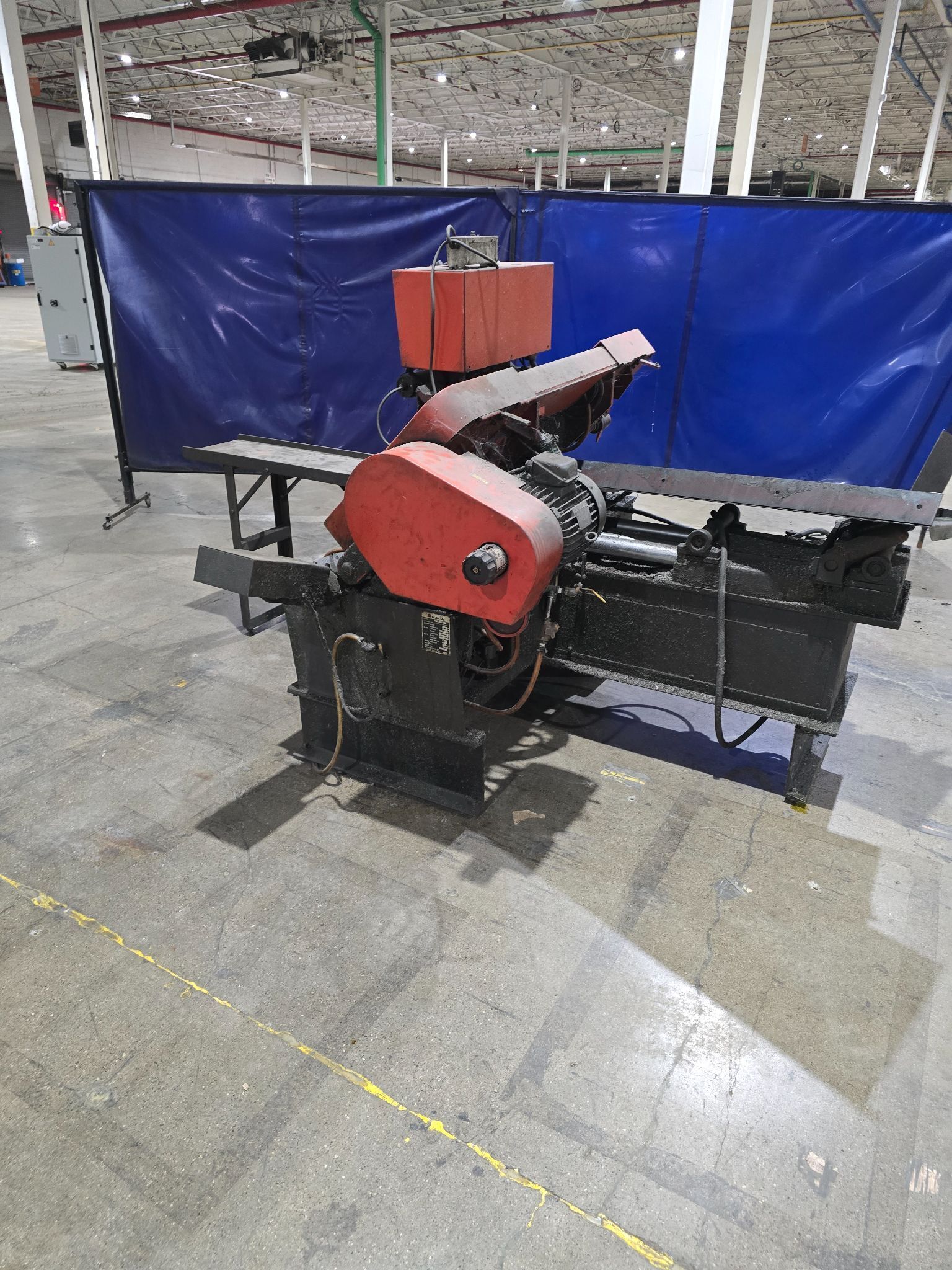 AMADA HA-250W HORIZONTAL BANDSAW USED 0