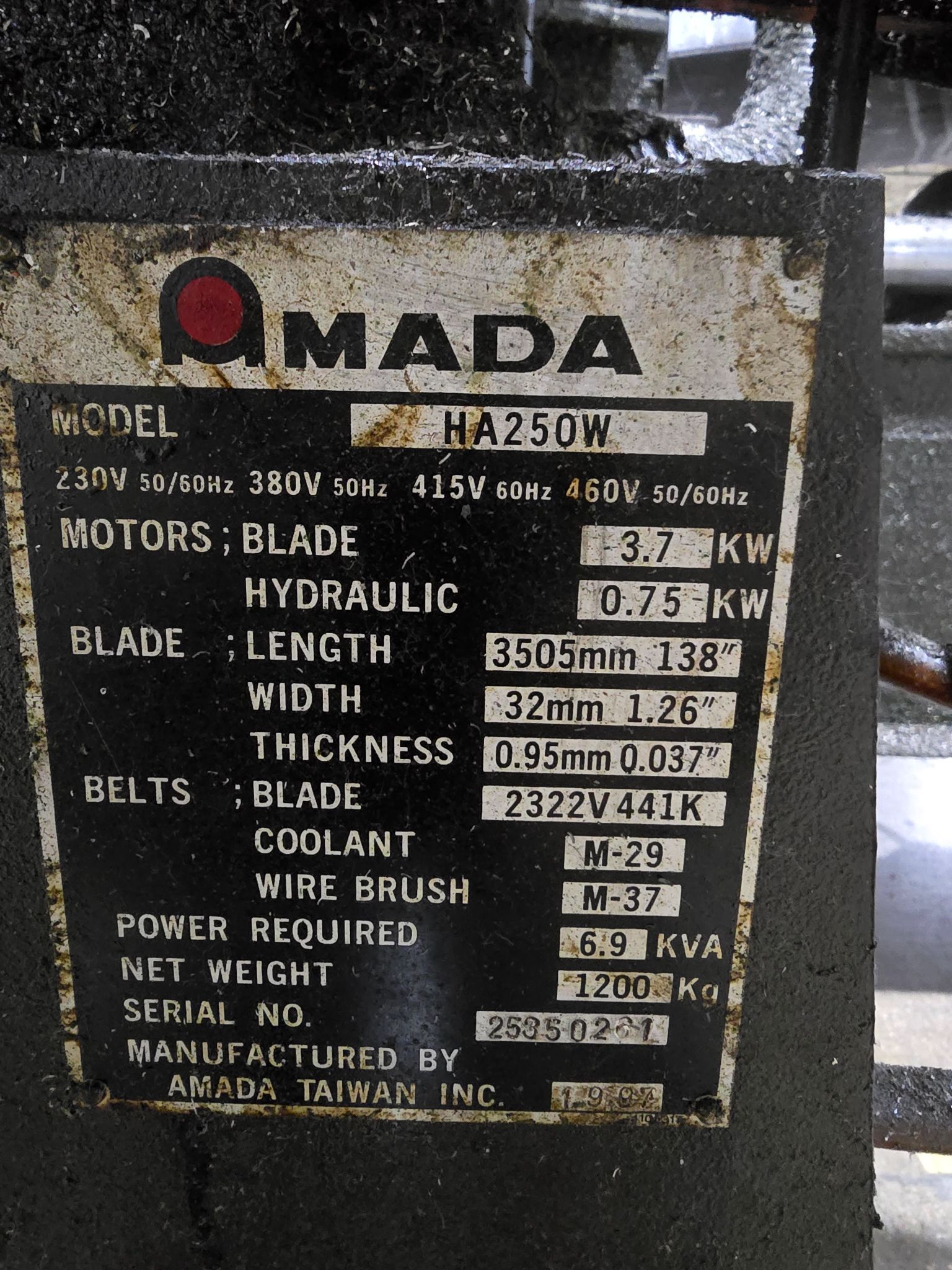 AMADA HA-250W HORIZONTAL BANDSAW USED 1