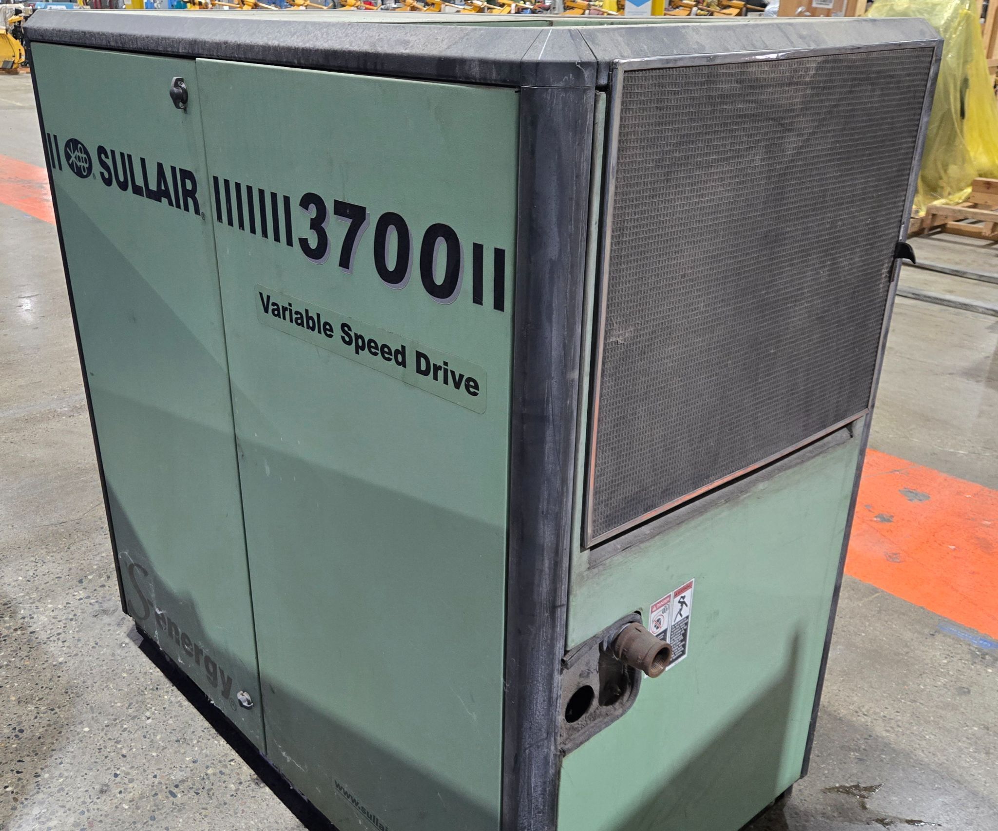SULLAIR 3709V/A 125PSI 50HP AIR COMPESSOR USED 2