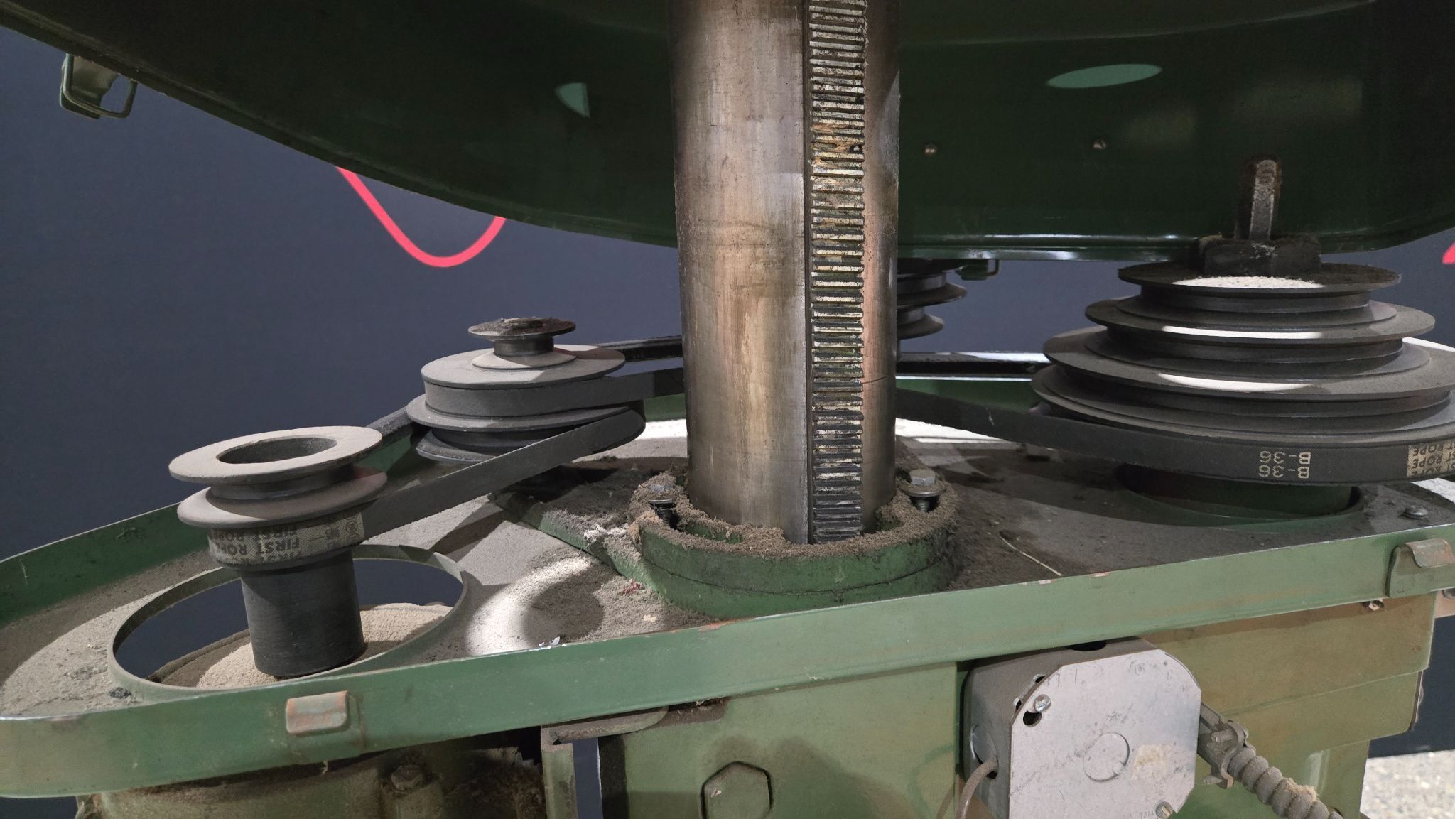 ENCO 91002 KM DRILL PRESS USED 8