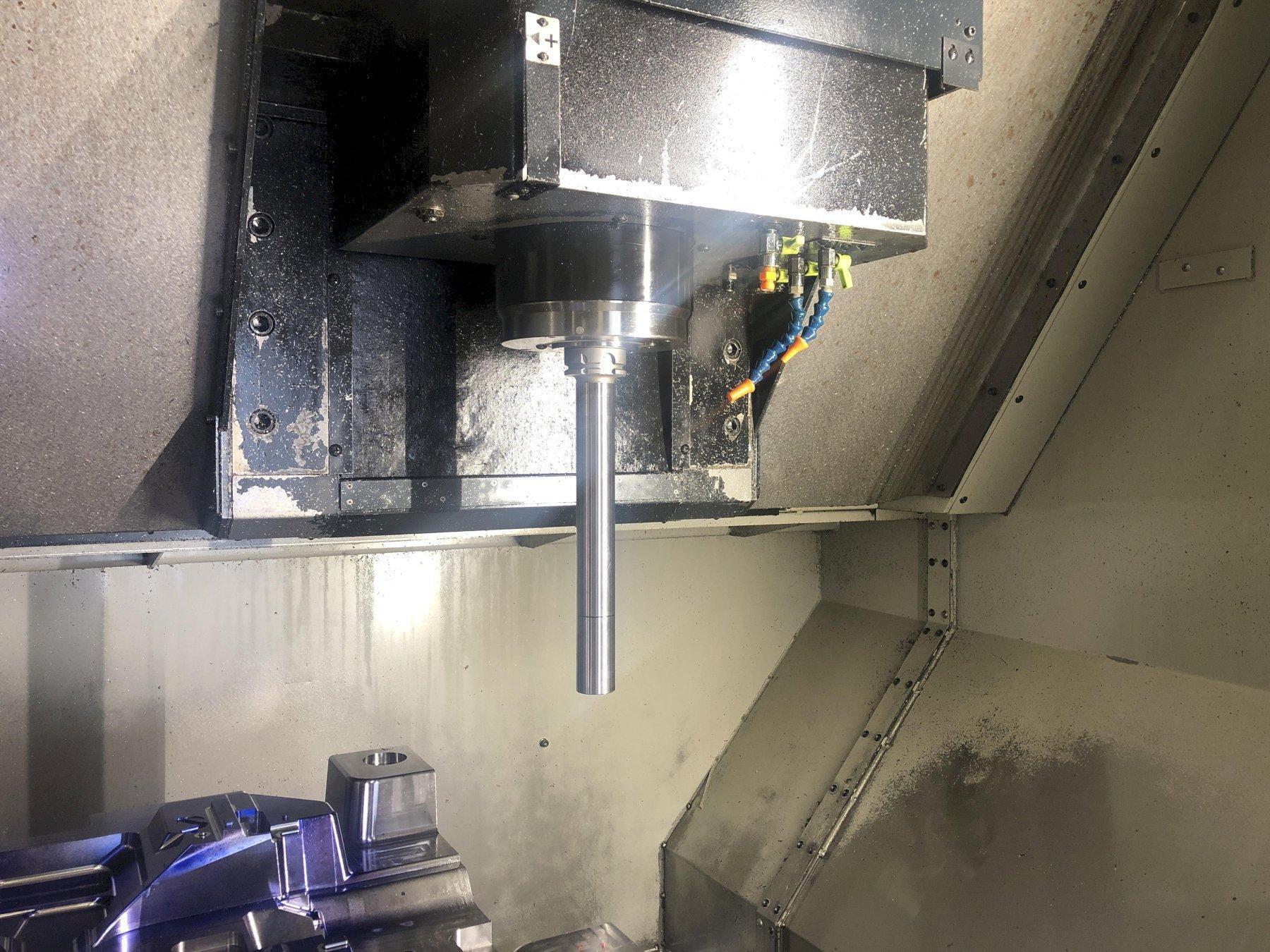 2005 Makino V77 CNC Vertical Machining Center 3