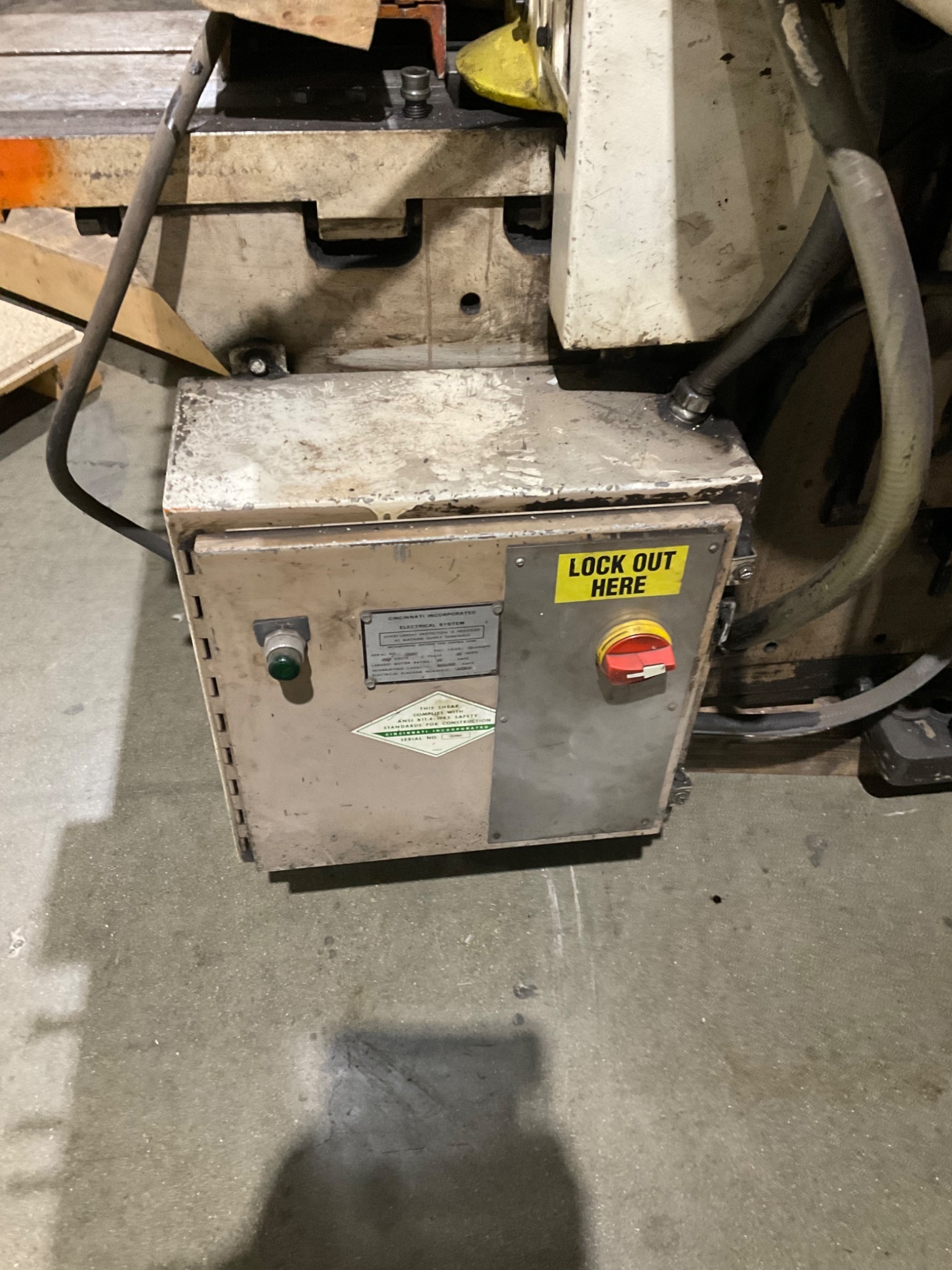 CINCINNATI 1810G SHEAR USED 13
