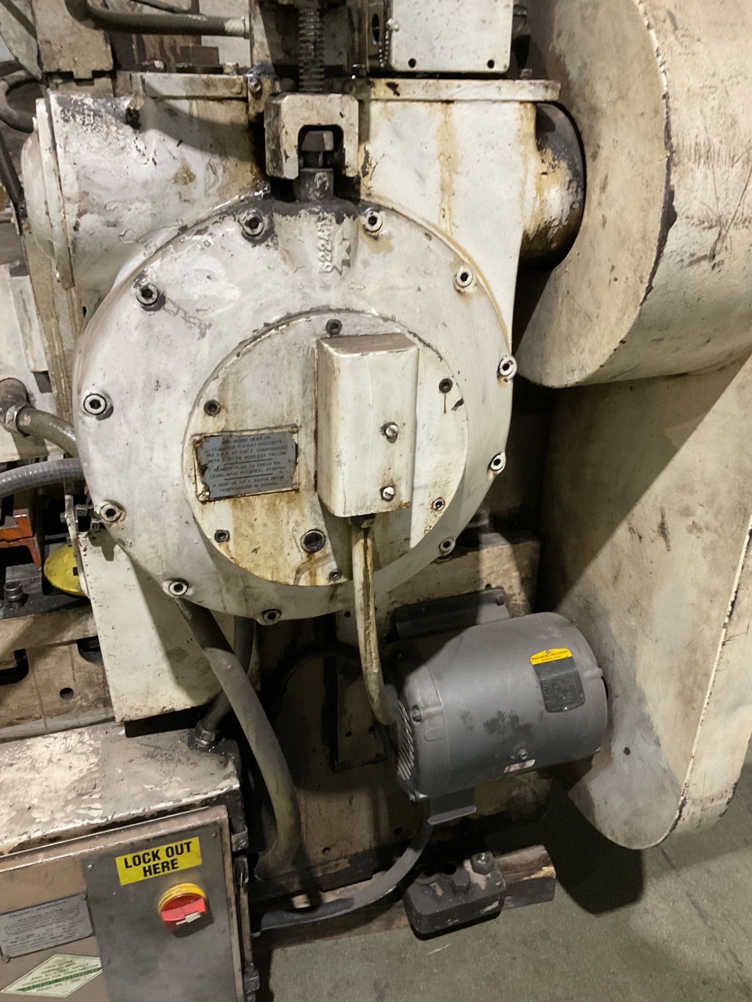 CINCINNATI 1810G SHEAR USED 8