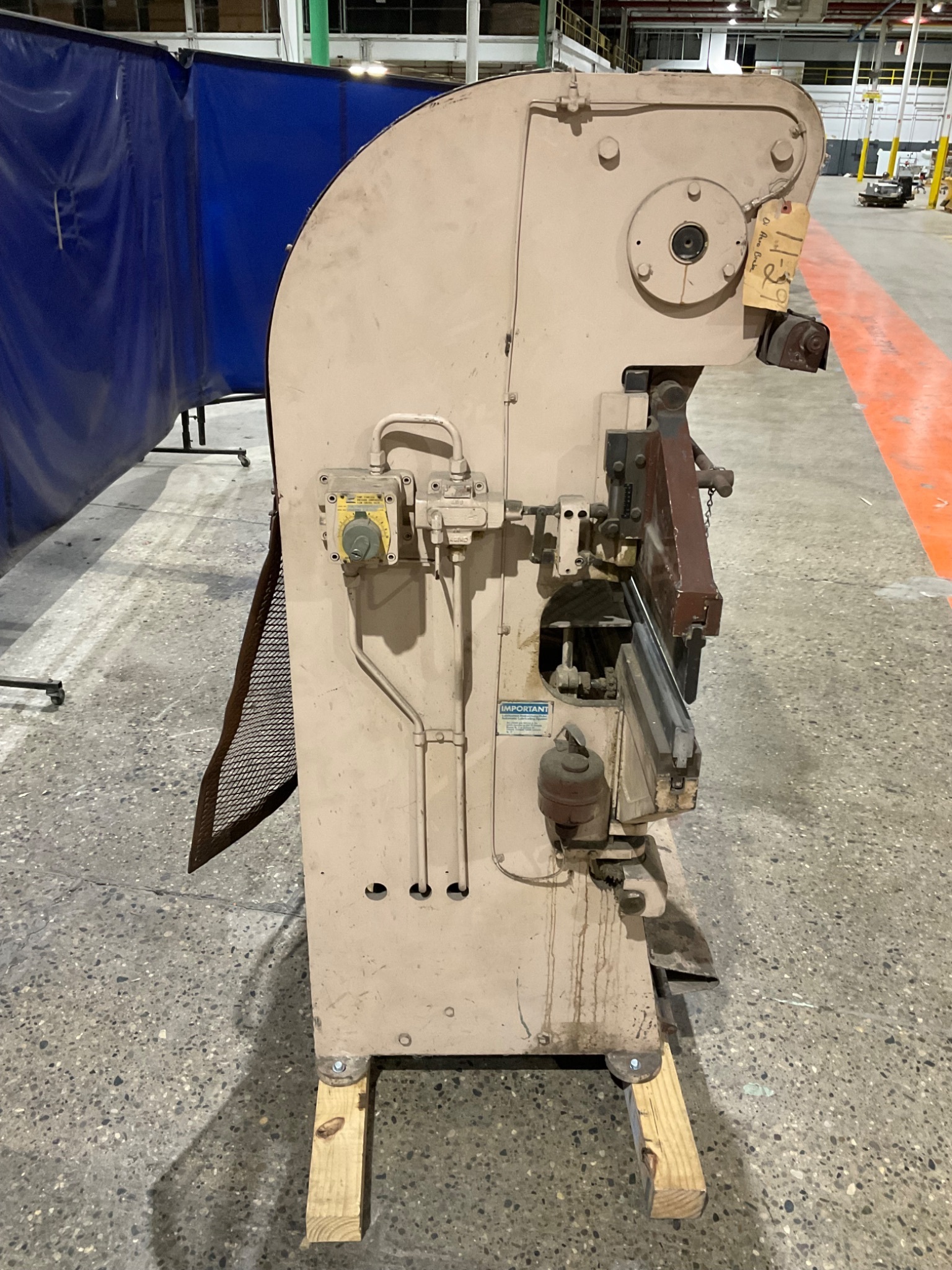 DI-ARCO 4-48 12 TON HYDRA-POWER PRESS BRAKE USED 5