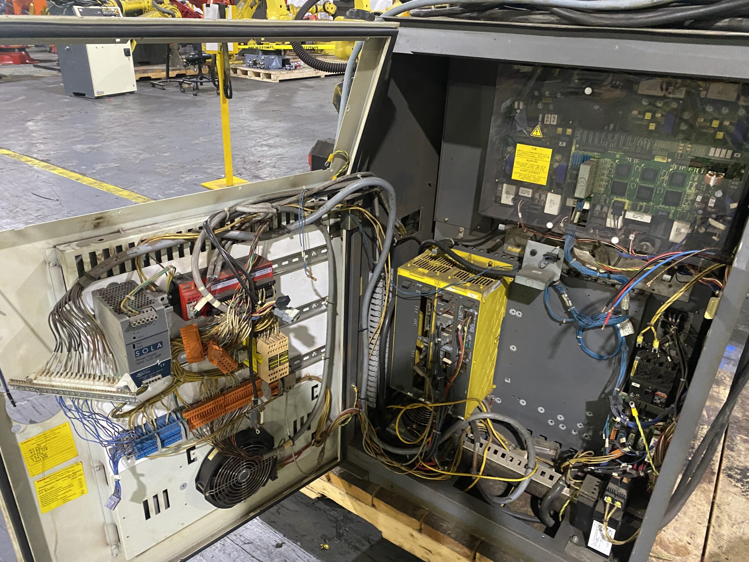 FANUC - ArcMate 100iB w/ R-J3iB Controls PARTS ONLY 5