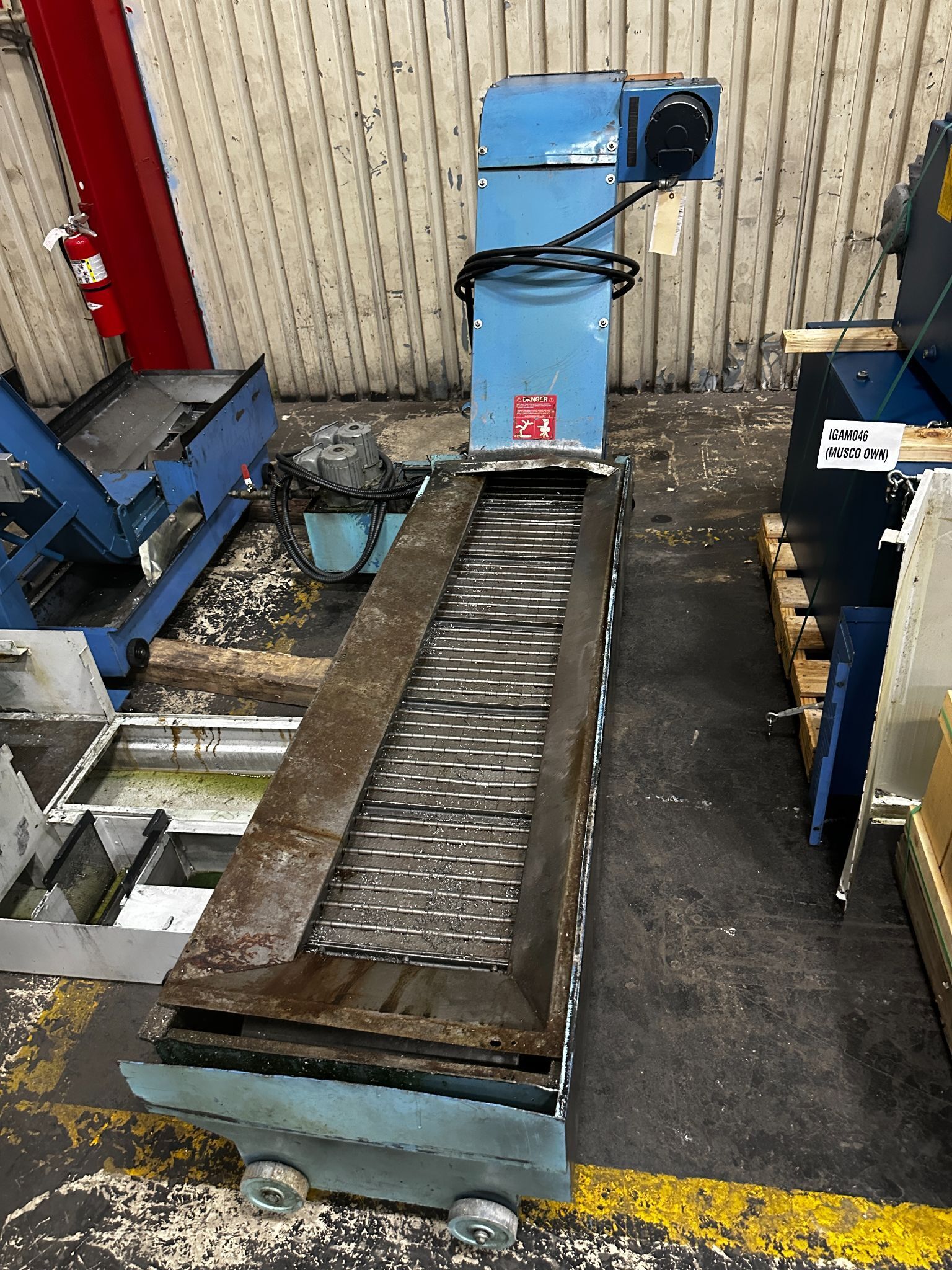 2000 Mazak SQT-200MSY CNC Lathe with Bar Feeder 11