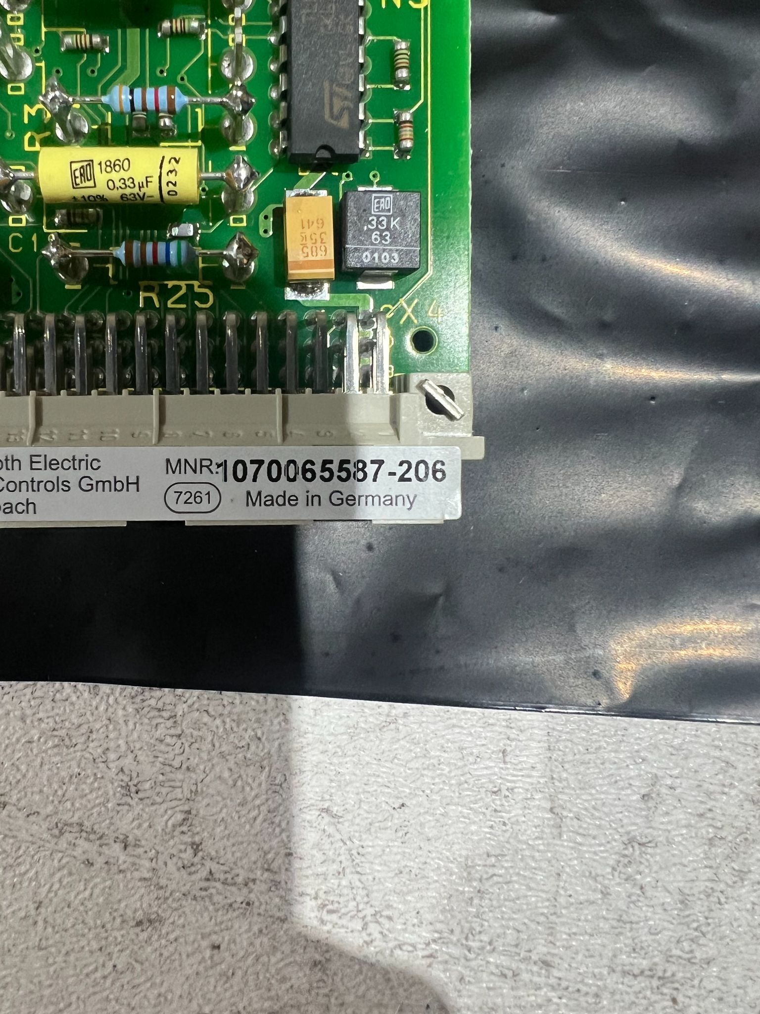 REXROTH 1070065587-206 CIRCUIT BOARDS NEW 2