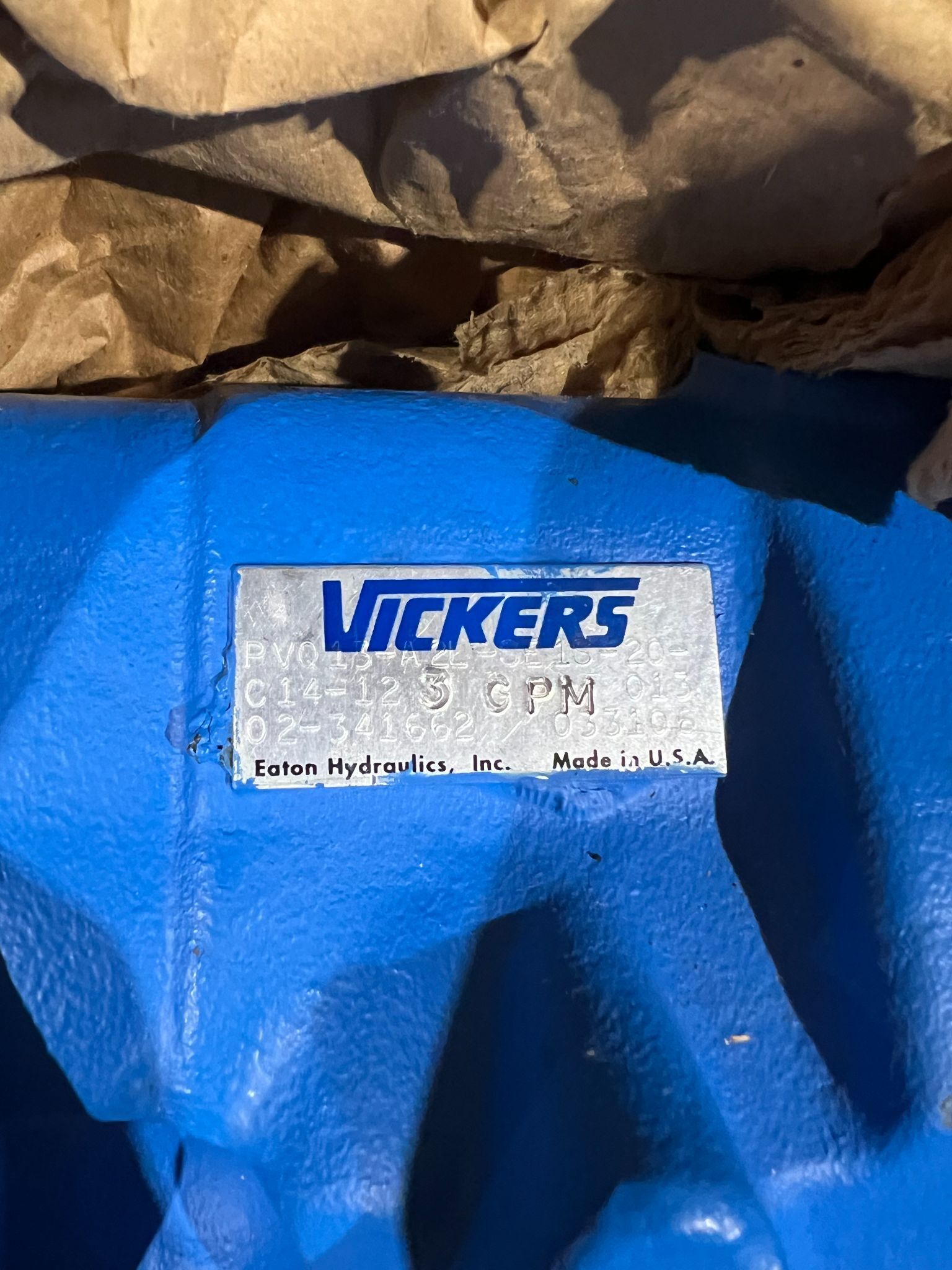 VICKERS PVQ13-A2L-SE1S-20-C14-12 HYDRAULIC PUMP USED 2