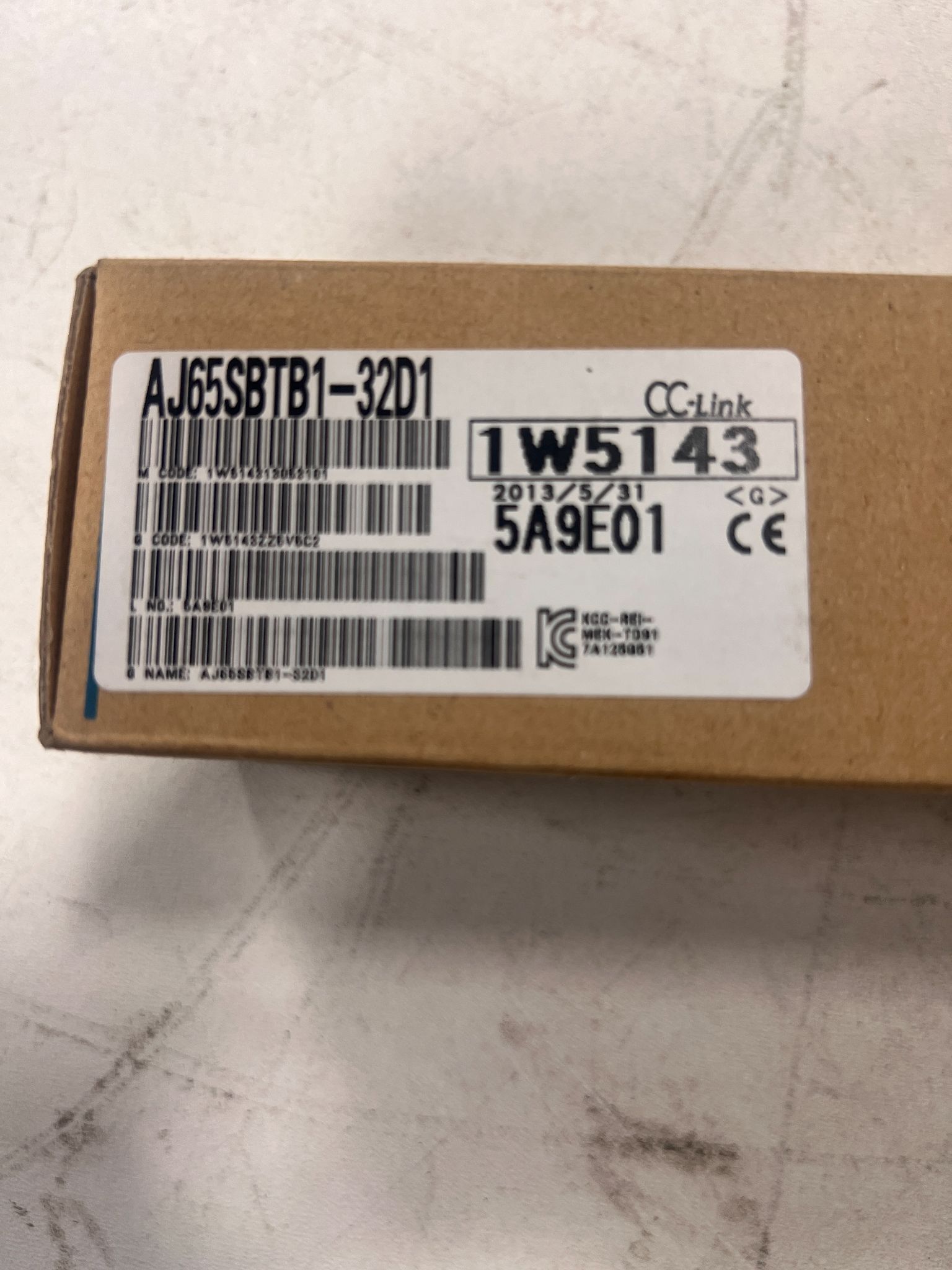 MITSUBISHI AJ65SBTB1-32D1 PLC MODULE NEW WITH BOX 2