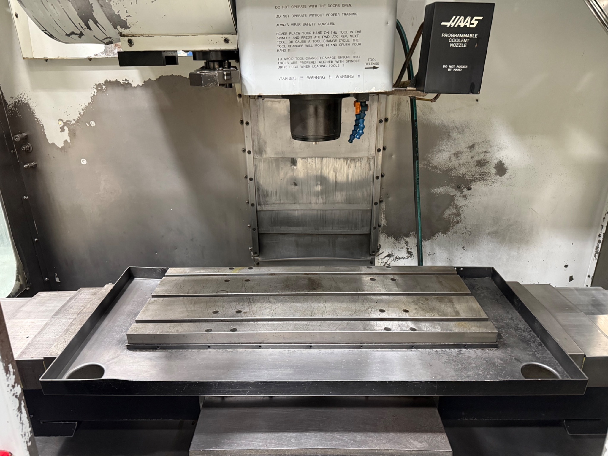 2001 HAAS VF-2B CNC VERTICAL MACHINING CENTER USED 2