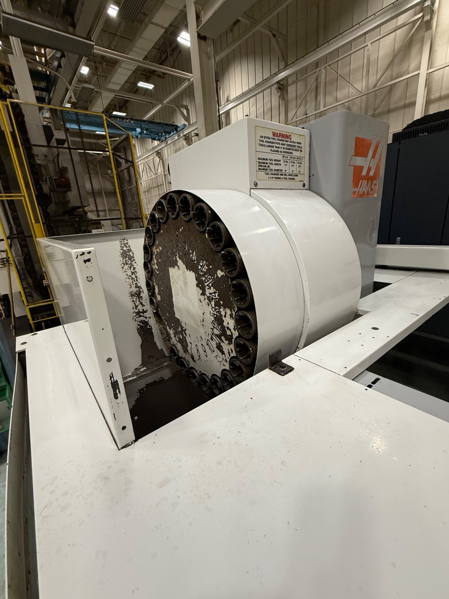 2001 HAAS VF-2B CNC VERTICAL MACHINING CENTER USED 4