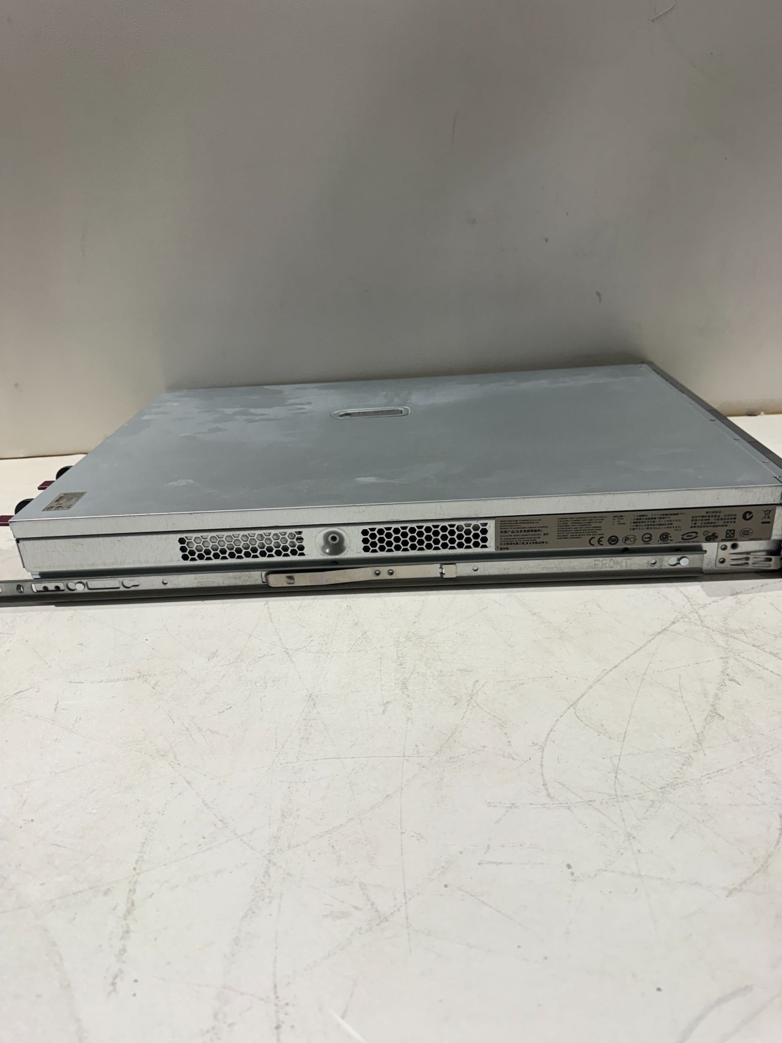 HP DL380G5 RACK SERVER USED 1