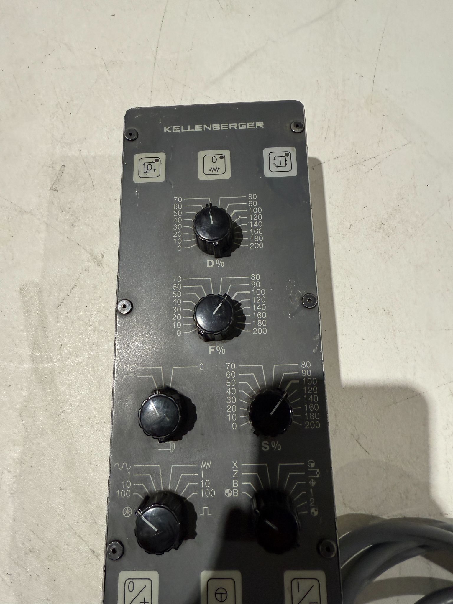 KELLENBERGER HANDHELD CONTROL CONTROLLER USED 1
