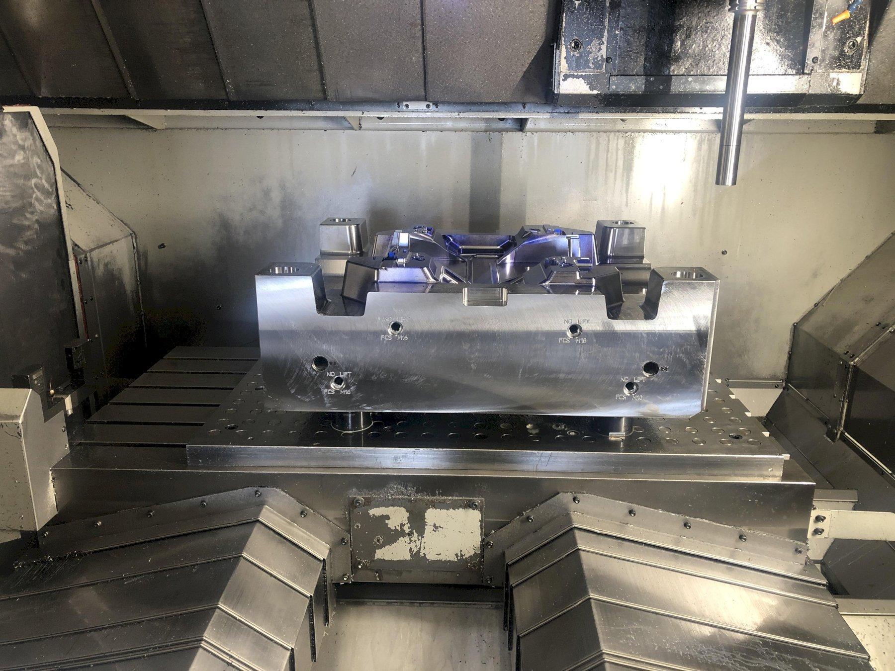 2005 Makino V77 CNC Vertical Machining Center 5