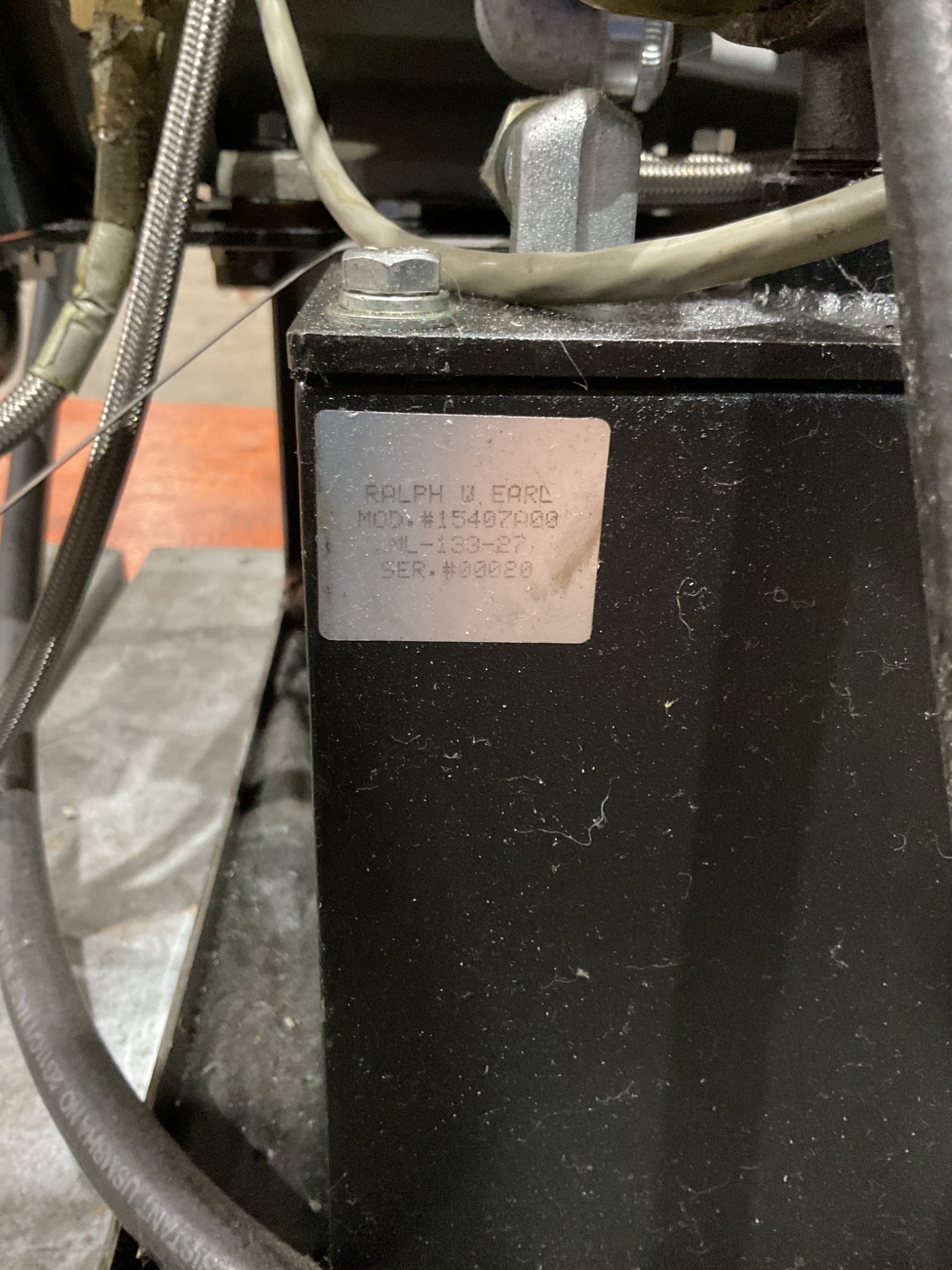 RALPH W. EARL HPU 15407A00 ML-133-27 HOU 2 HP 220V Motor USED 3
