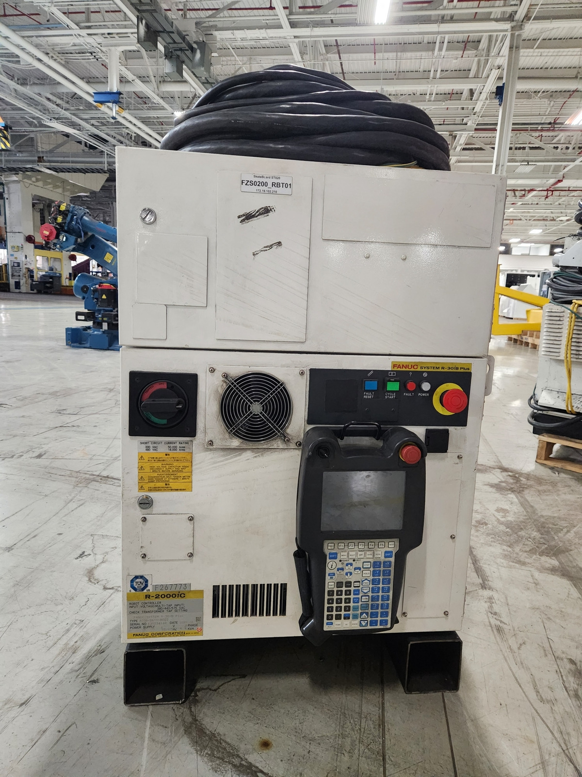 FANUC R200IC 165F A05B-1333-B201 W/ R-30IB PLUS CONTROLS A05B-2610-B022 USED 4
