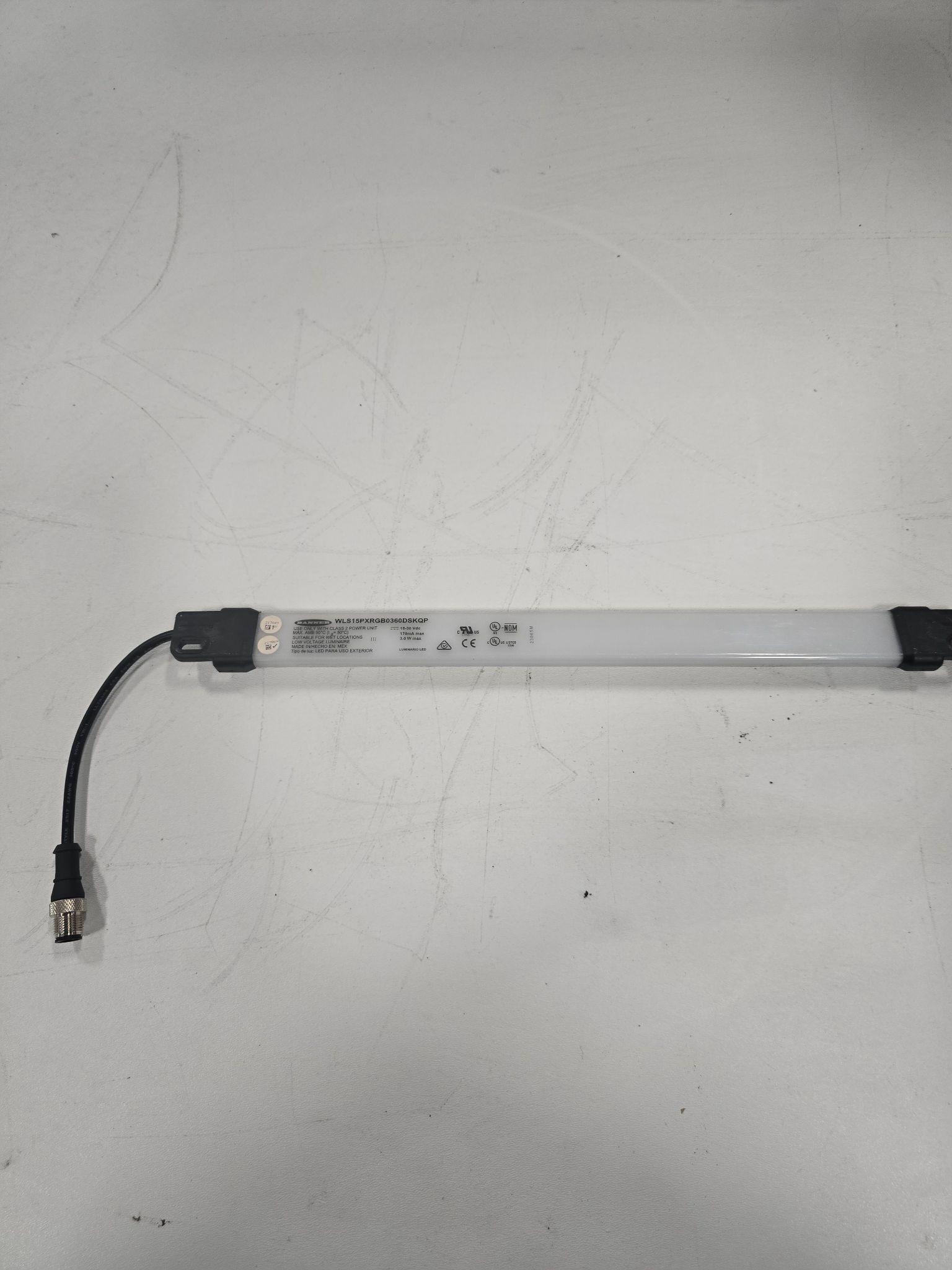 BANNER WLS15PXRGB0360DSKQP RGB LIGHT,18-30VDC USED 3