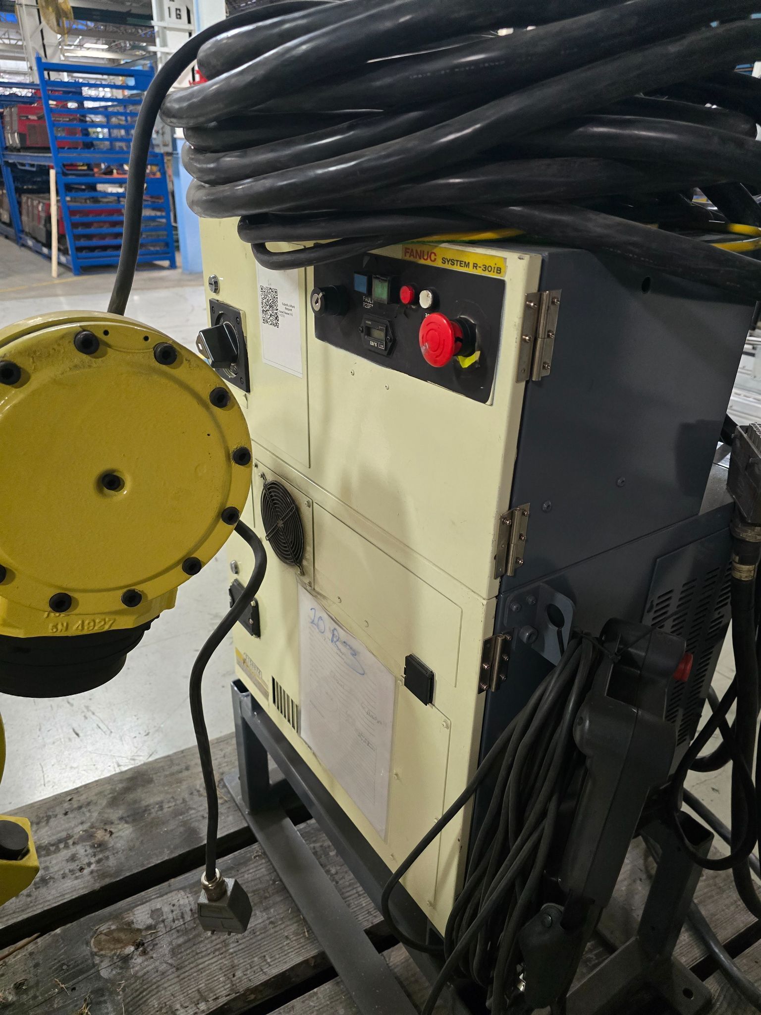 FANUC R-2000IB/210F ROBOT / R30IB CONTROLLER USED 5