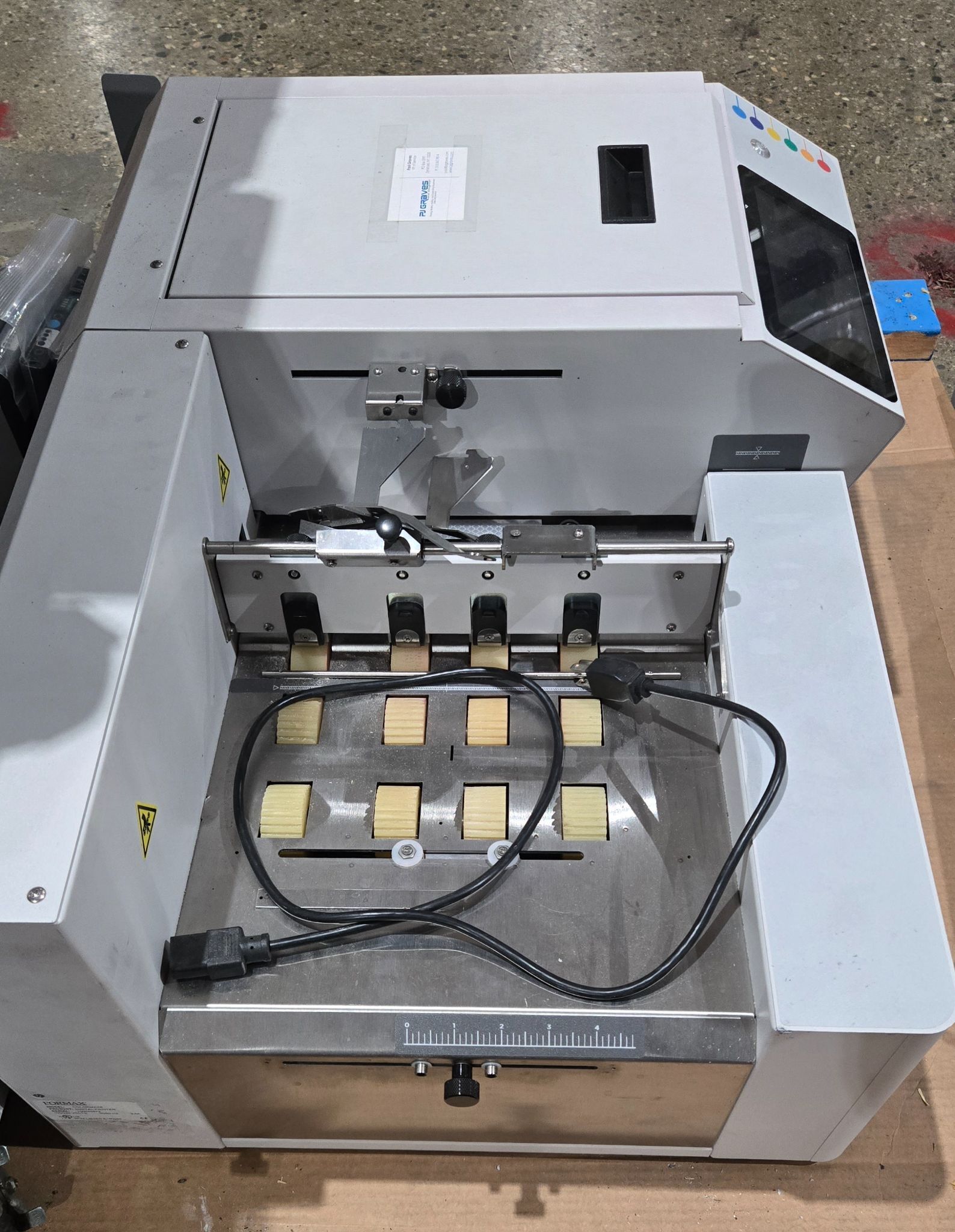 FORMAX COLORMAX8 DIGITAL COLOR PRINTER WITH CONVEYOR AND EXTRA INK CARTRIDGES USED 1
