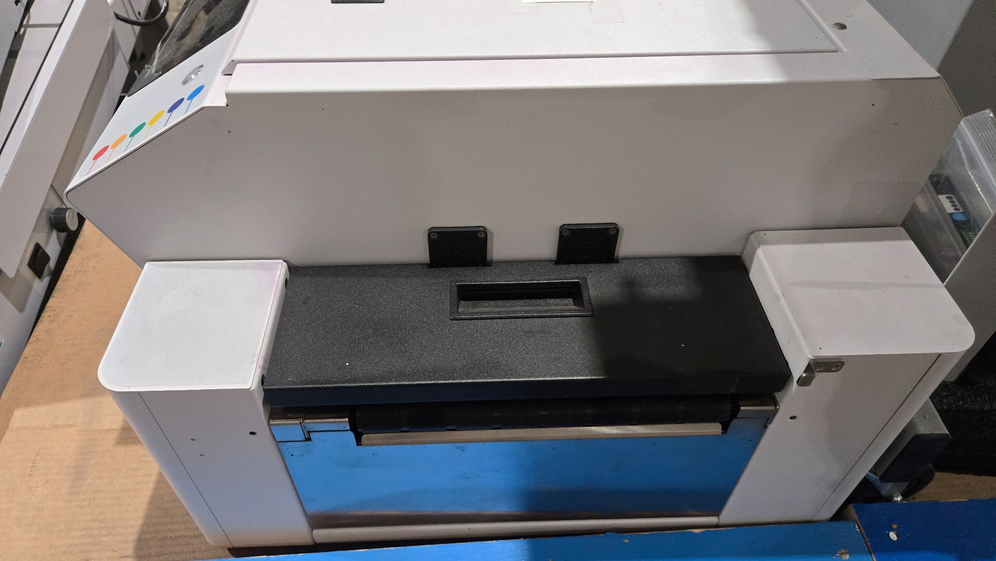 FORMAX COLORMAX8 DIGITAL COLOR PRINTER WITH CONVEYOR AND EXTRA INK CARTRIDGES USED 2