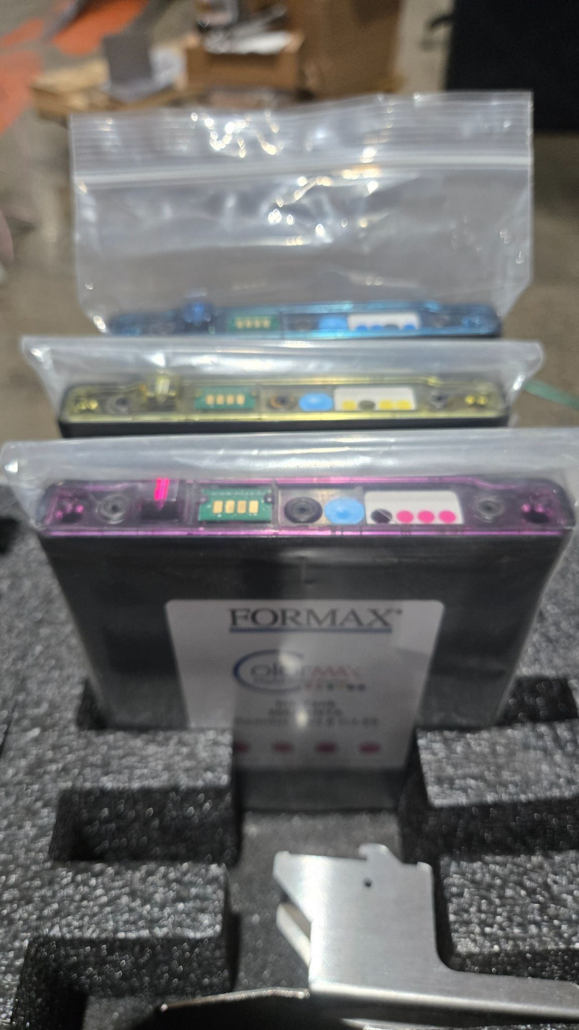 FORMAX COLORMAX8 DIGITAL COLOR PRINTER WITH CONVEYOR AND EXTRA INK CARTRIDGES USED 16