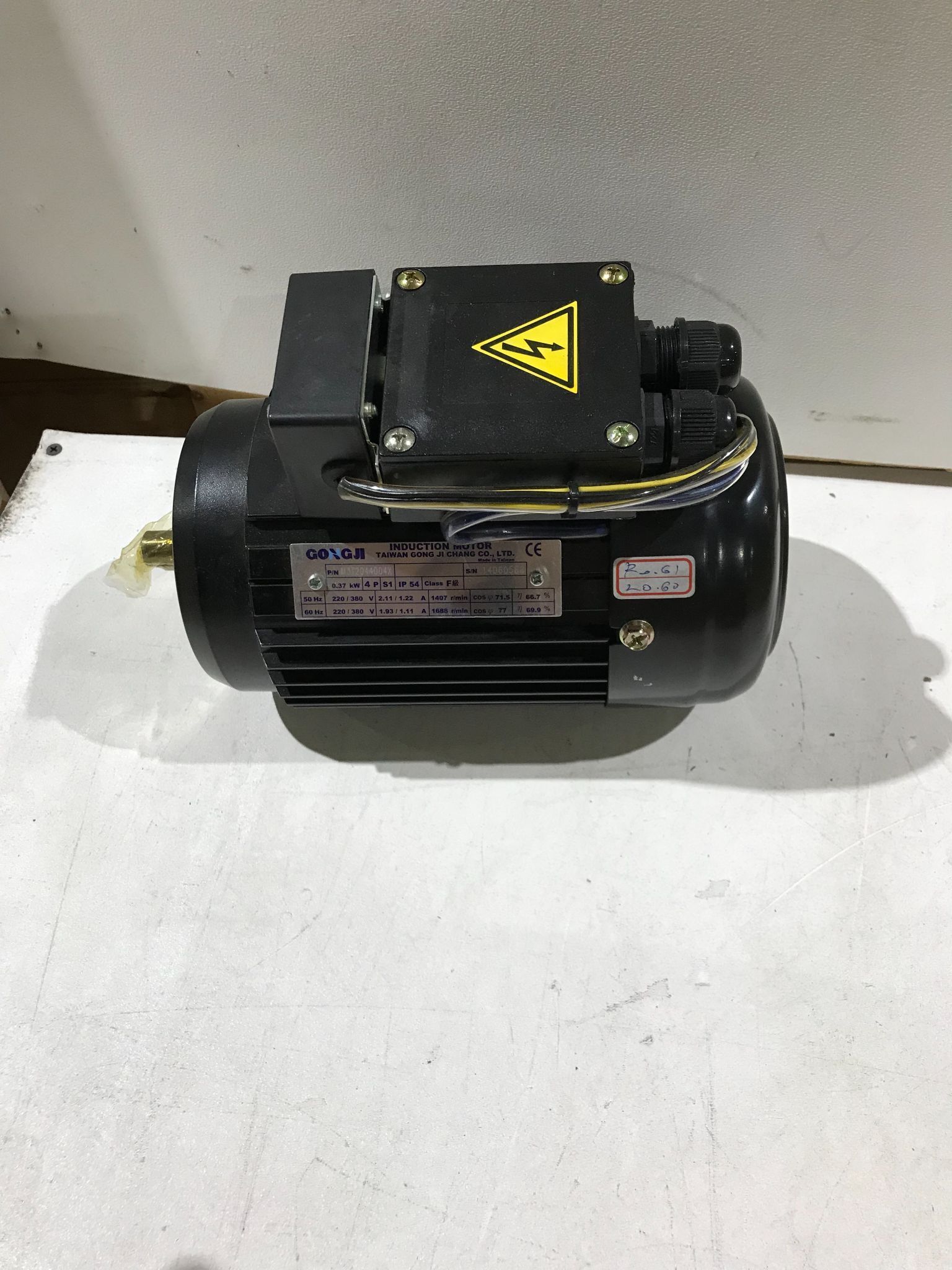 GONGJI M3T2044004X INDUCTION MOTOR NEW NO BOX 0