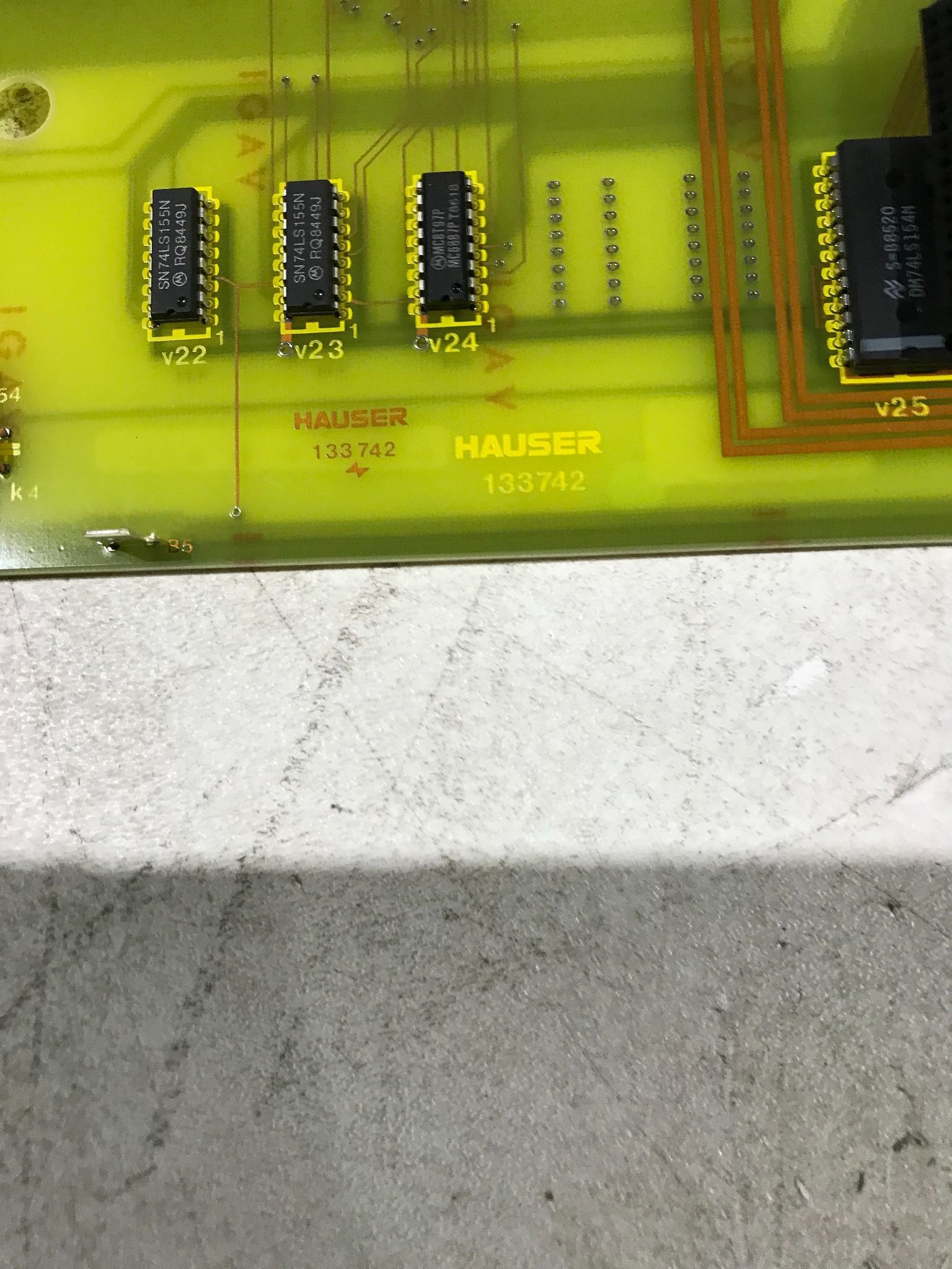HAUSER CIRCUIT BOARD 133742 NEW NO BOX 1