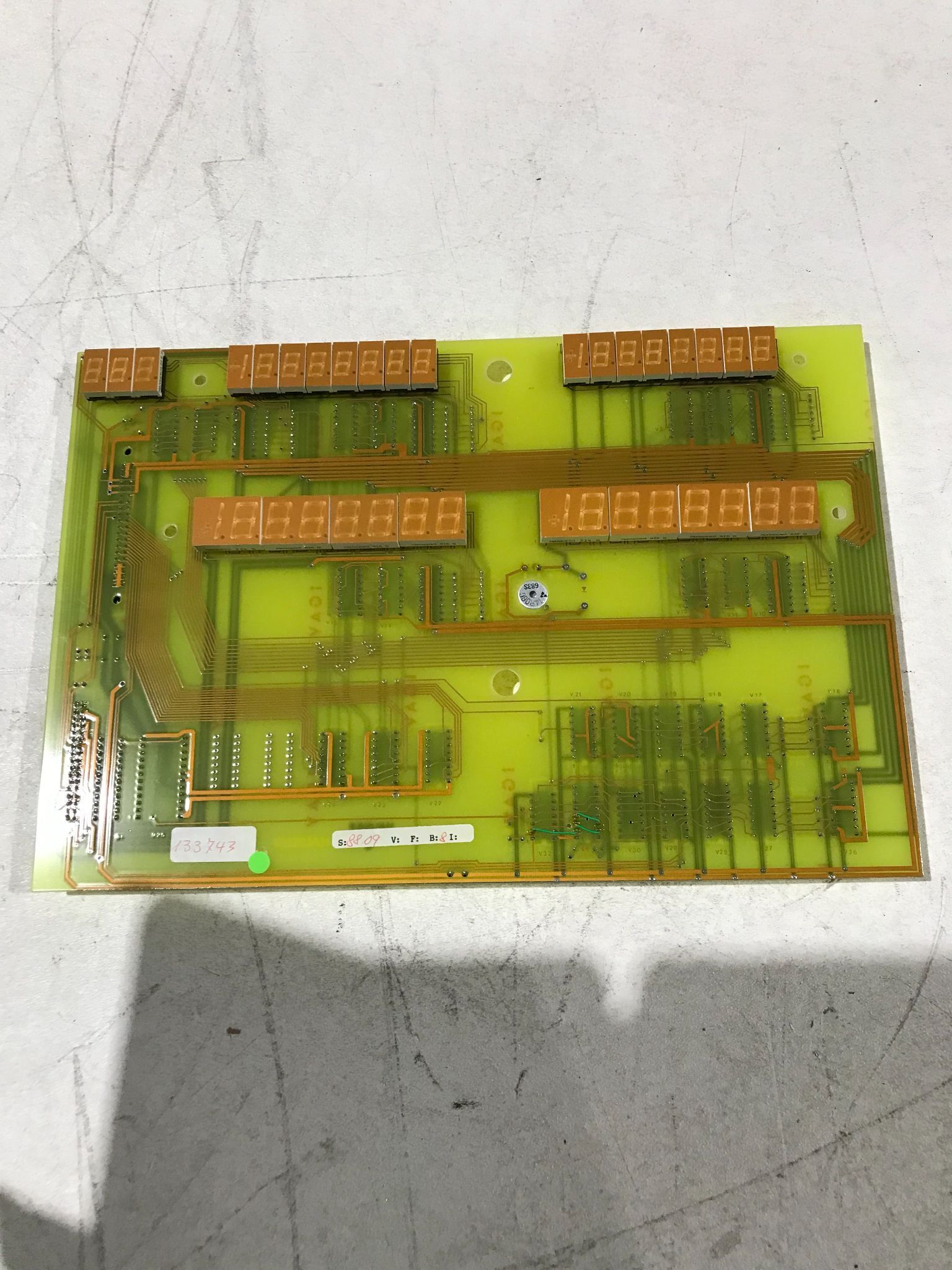 HAUSER CIRCUIT BOARD 133742 NEW NO BOX 2