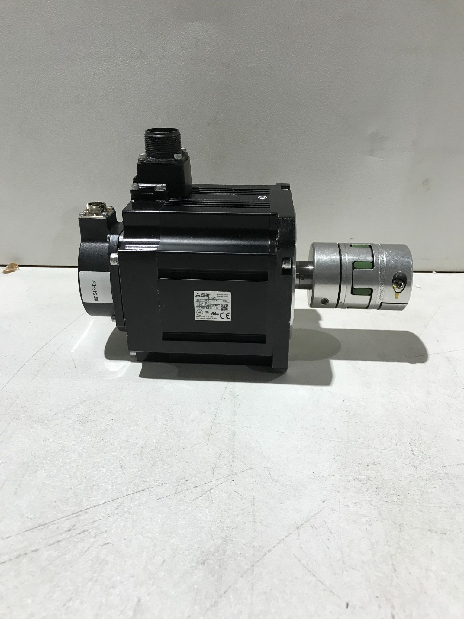 MITSUBISHI HG154S SERVO PRODUCTS AND SERVO MOTORS NEW NO BOX 3
