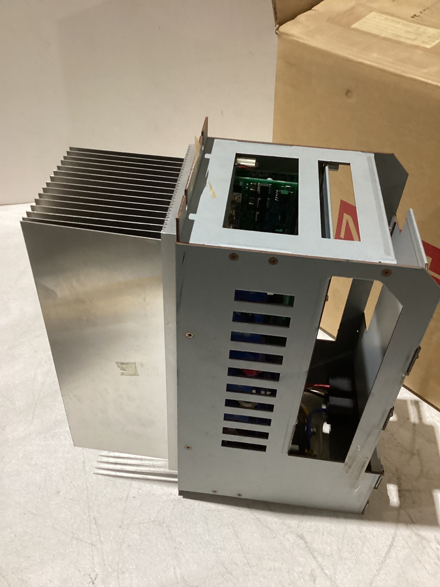 NACHI SERVO AMPLIFIER REX02-30 USED 2