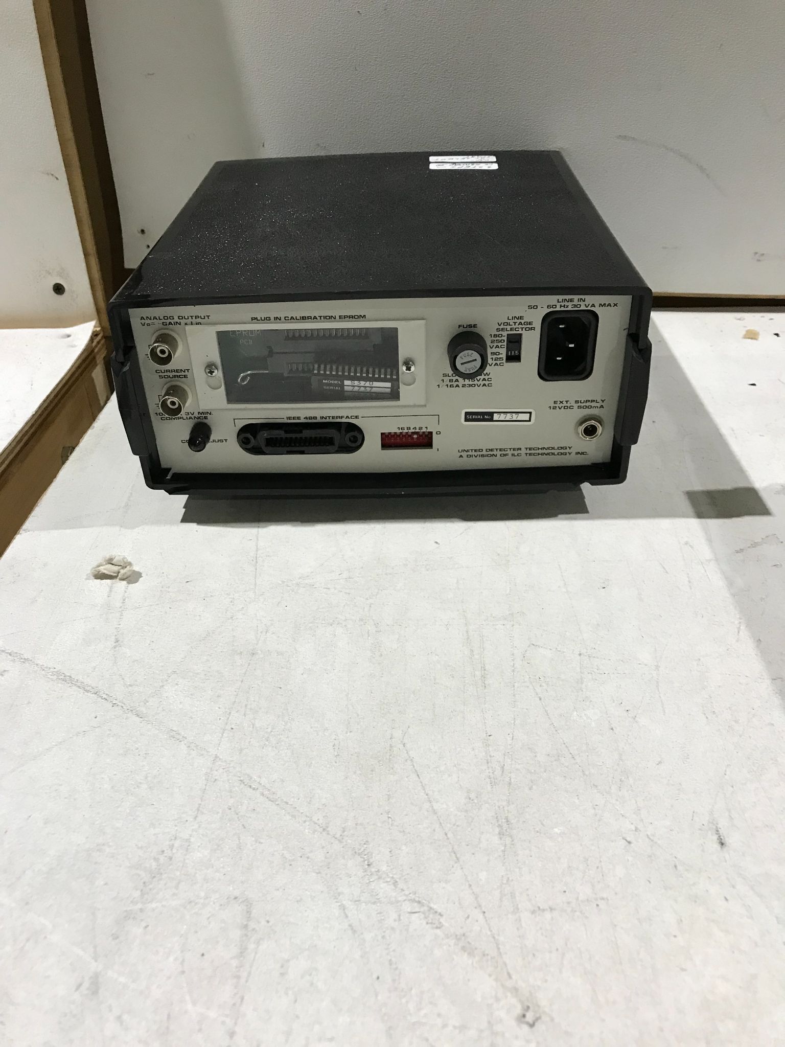 UNITED DETECTOR TECHNOLOGY OPTOMETER S370 USED 1