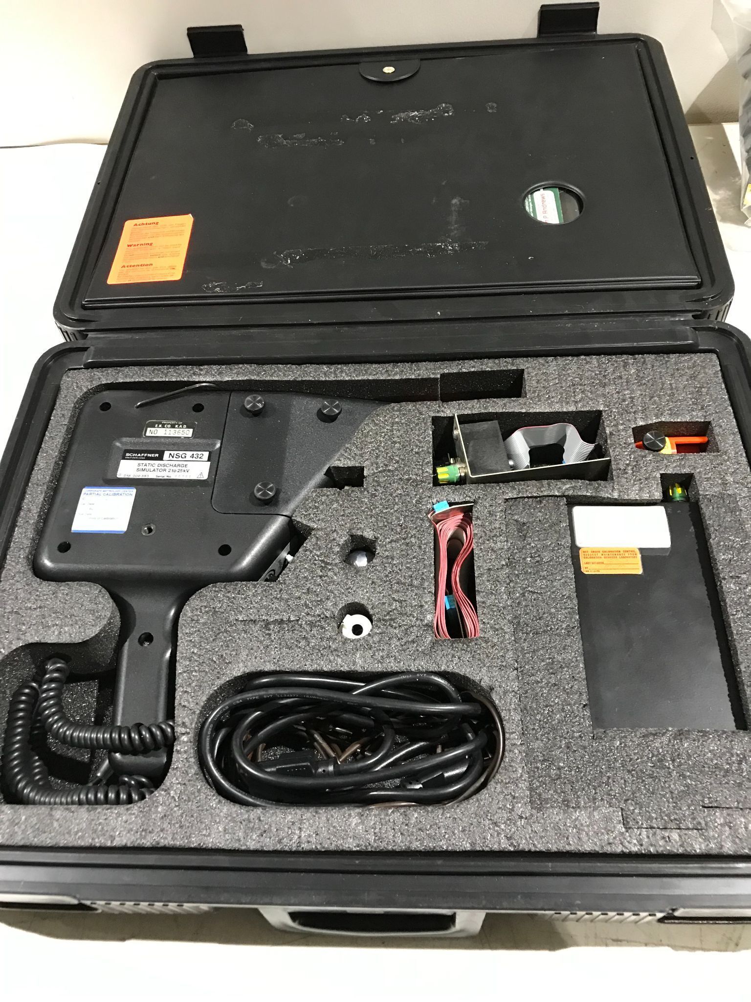SCHAFNER NSG 432 STATIC DISCHARGE SIMULATOR NEW IN CASE 1
