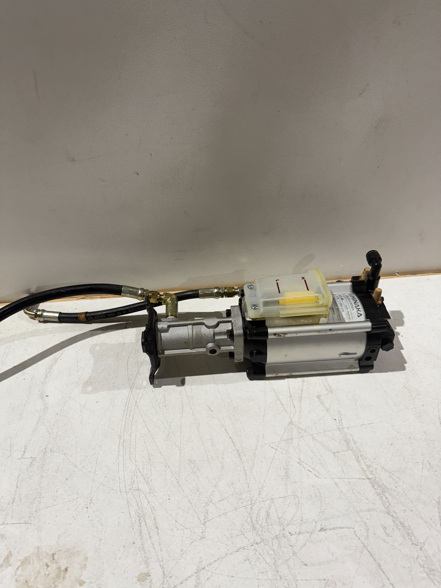 HINAKA PNEUMATIC CYLINDER BPF-10U11N70FA USED 4