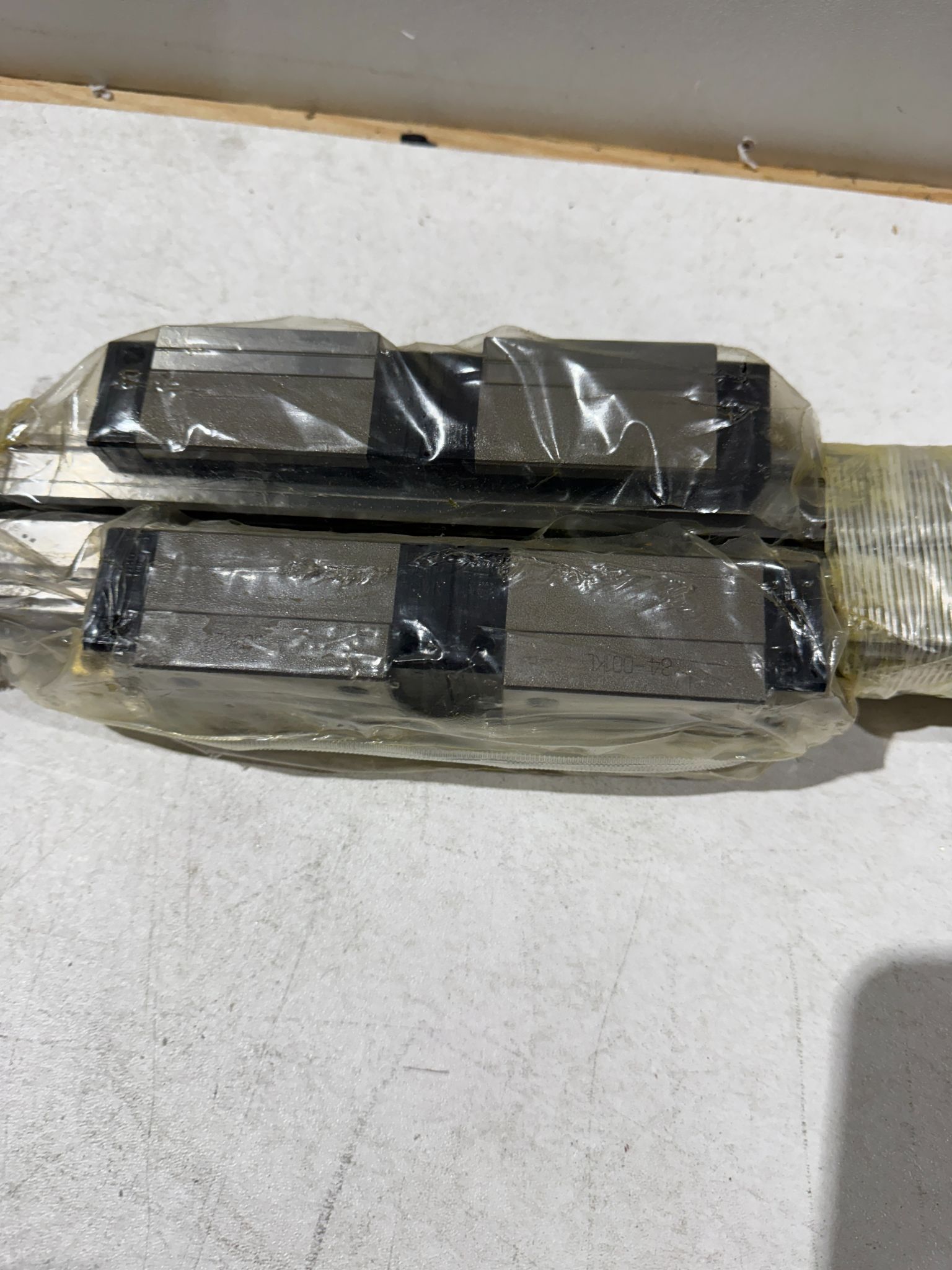 MORRIS NV 000831601C LINEAR GUIDE X AXIS NEW NO BOX 1