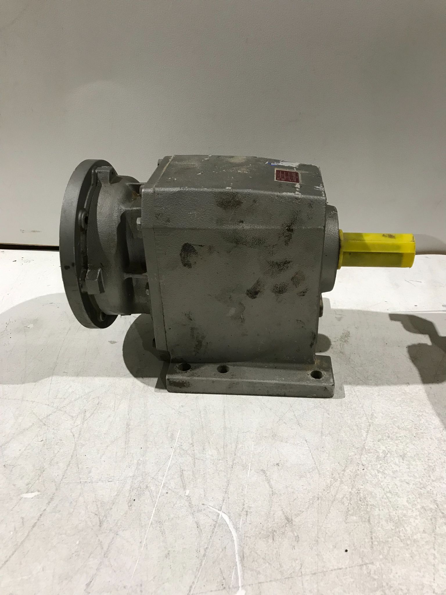 BONFIGIOLI GEARBOX C402P USED 1