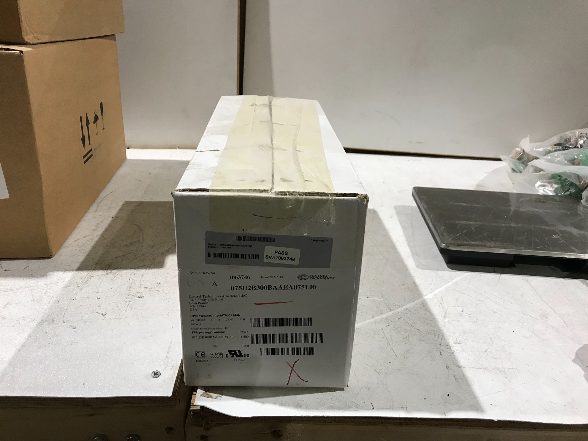 CONTROL TECHNIQUES AC SERVO MOTOR NEW IN BOX 1
